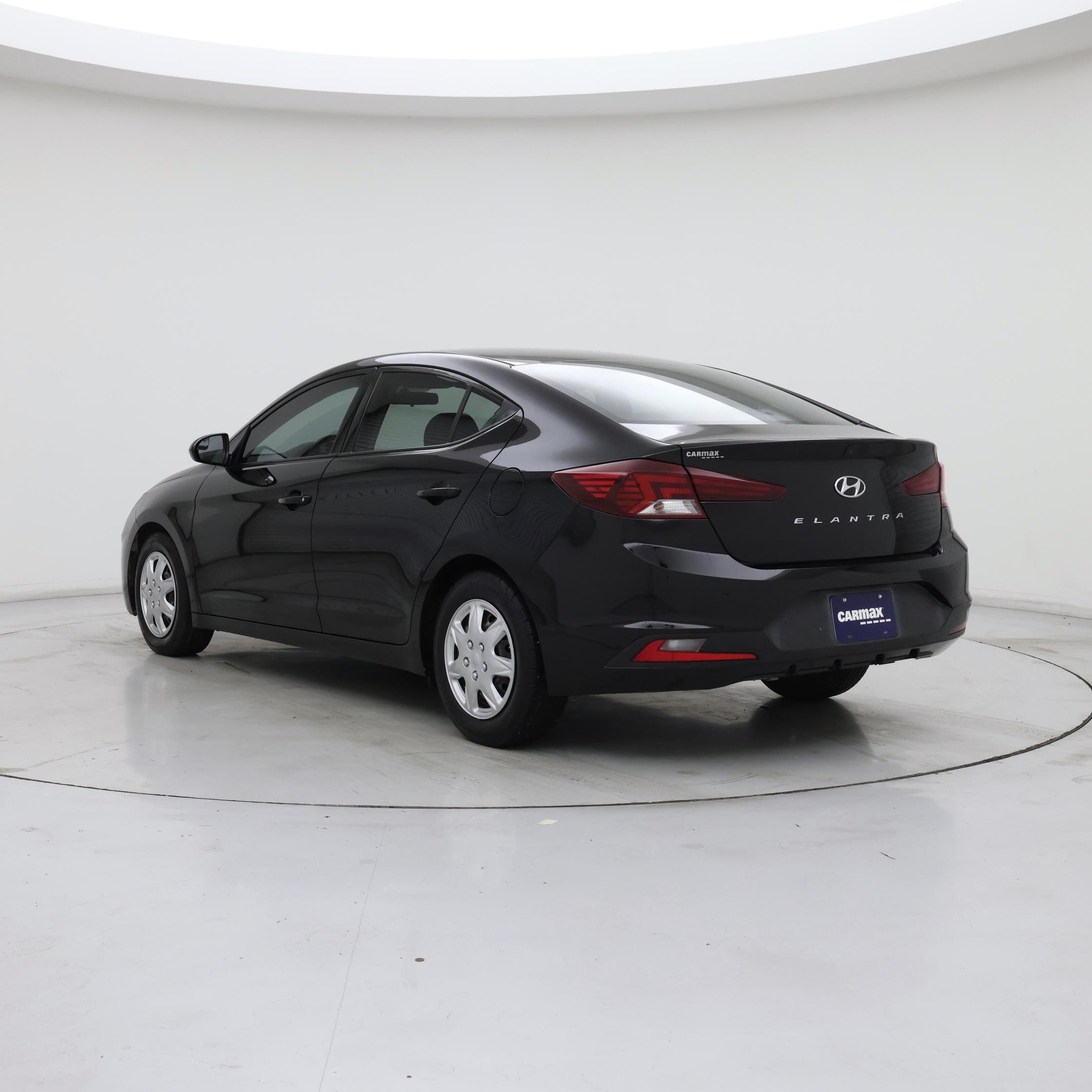 Thumbnail: 2019 Hyundai Elantra - 2