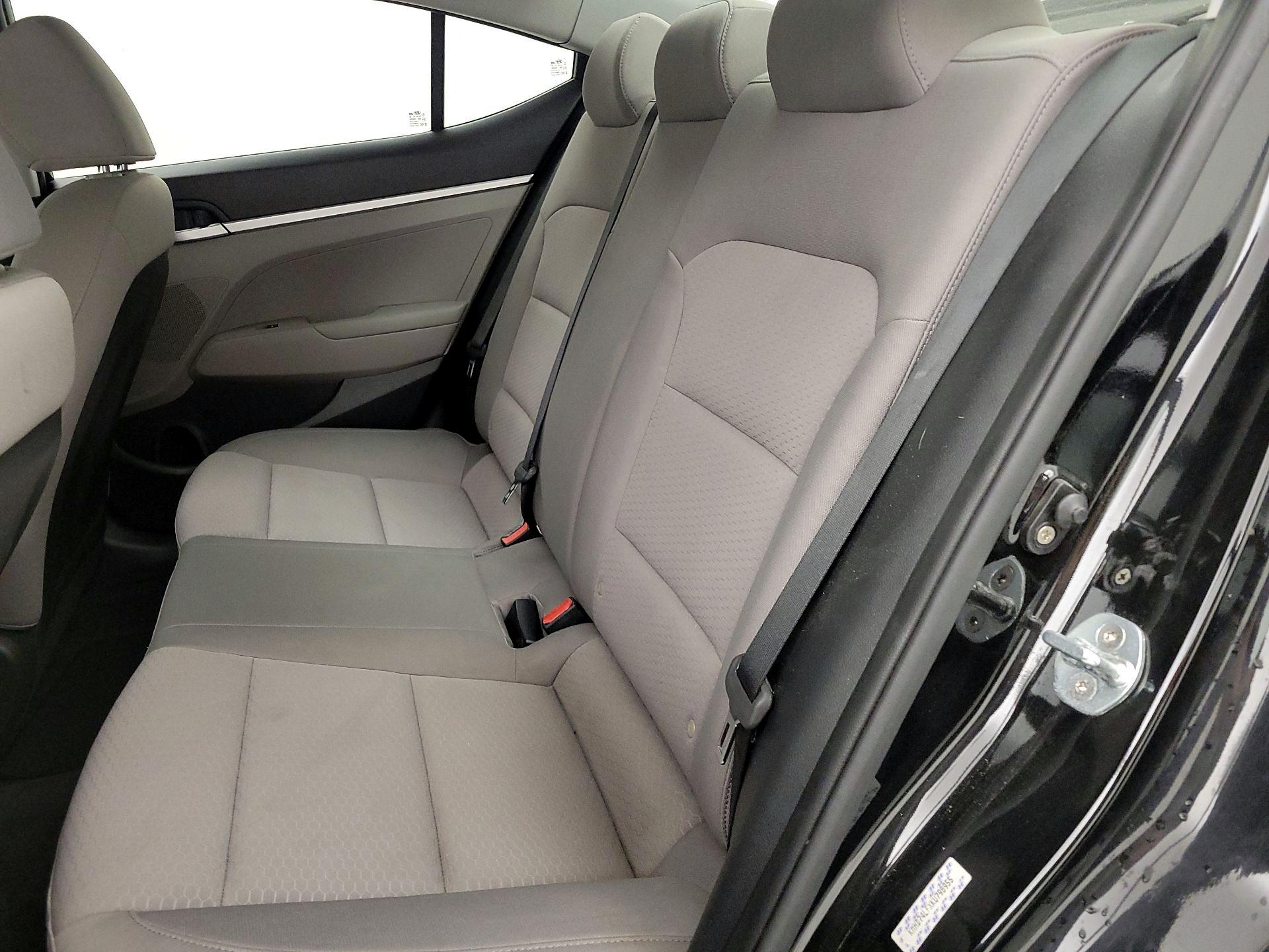 Thumbnail: 2019 Hyundai Elantra - 19