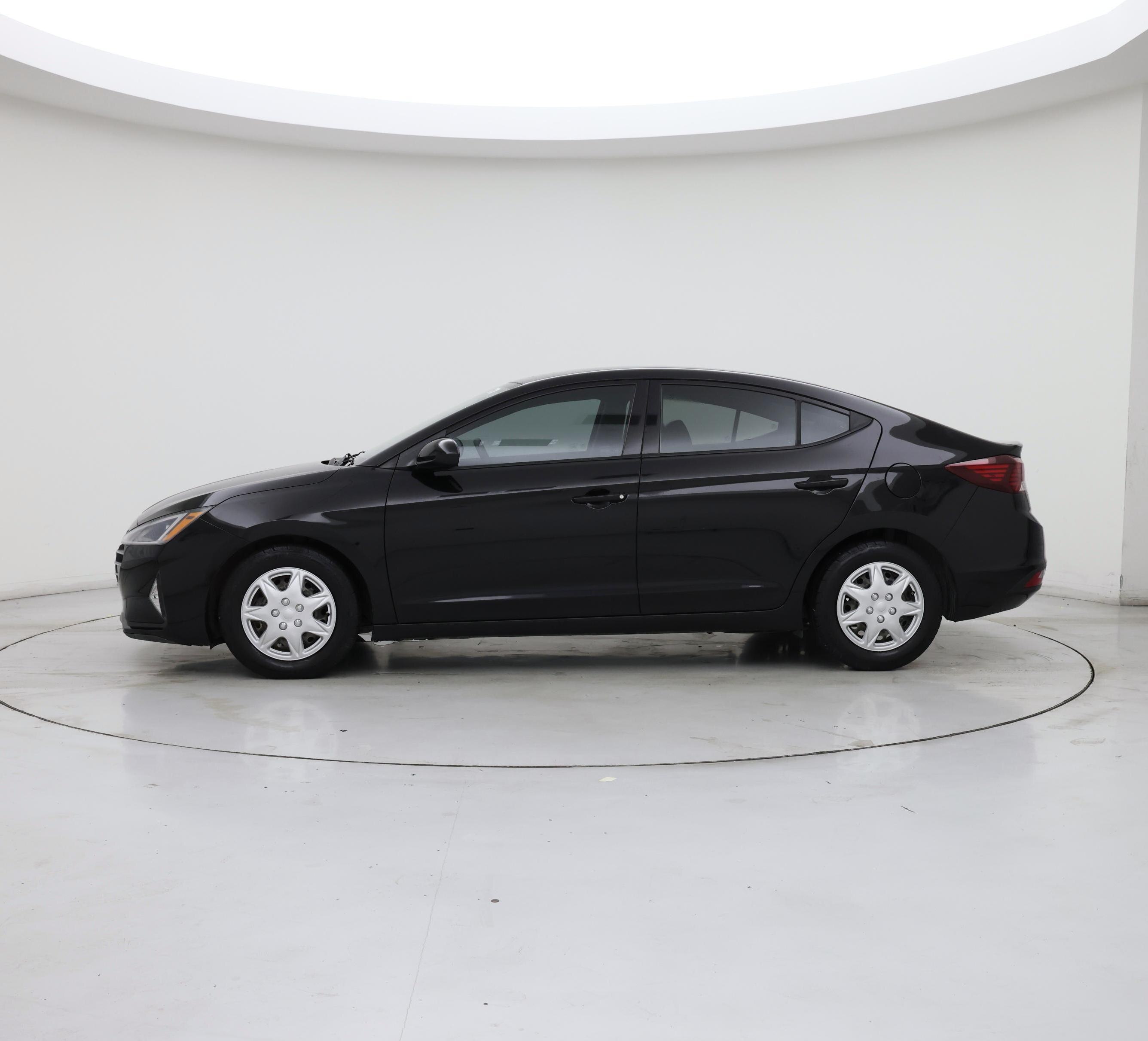 Thumbnail: 2019 Hyundai Elantra - 3