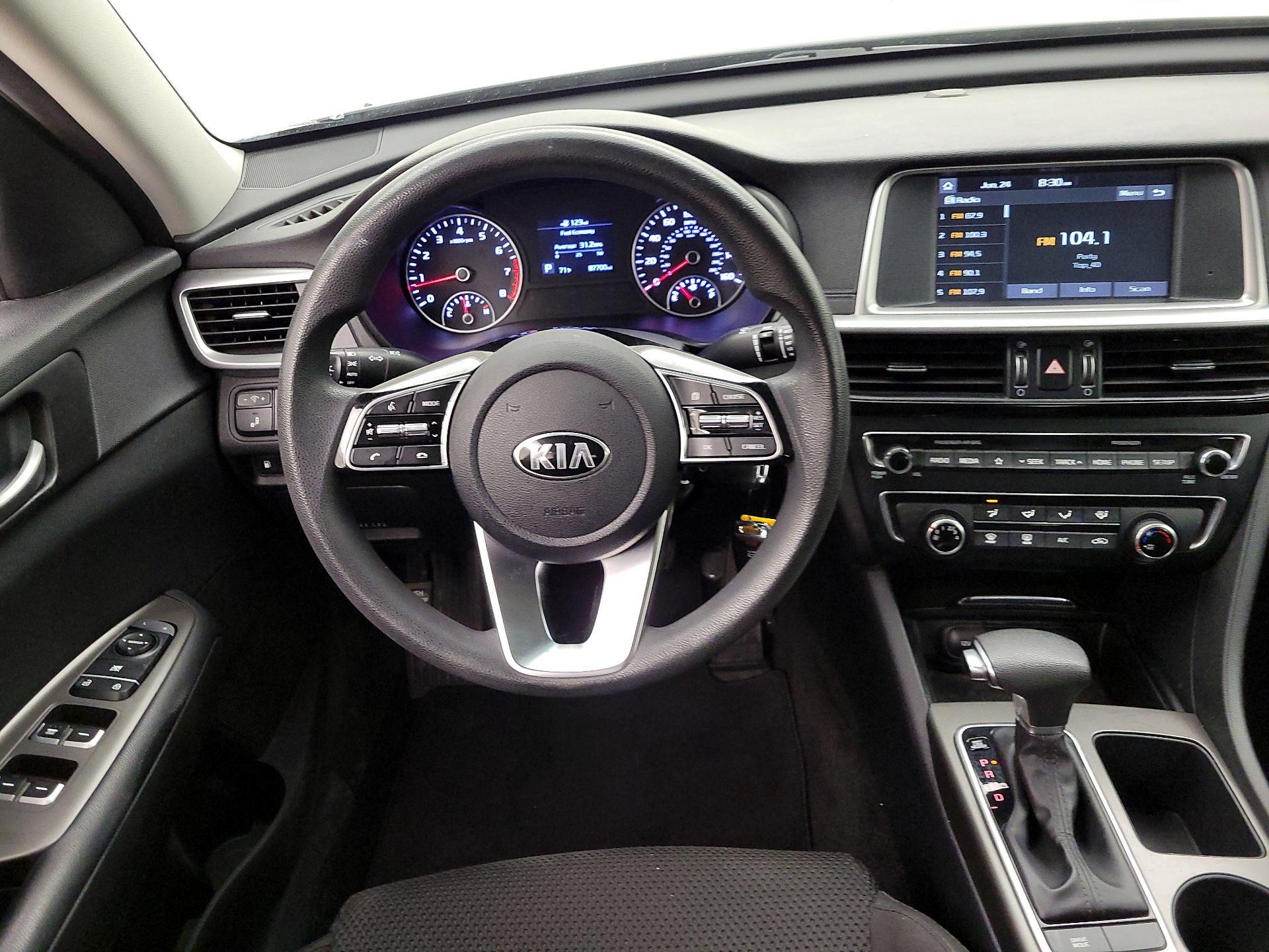 Thumbnail: 2019 Kia Optima - 10