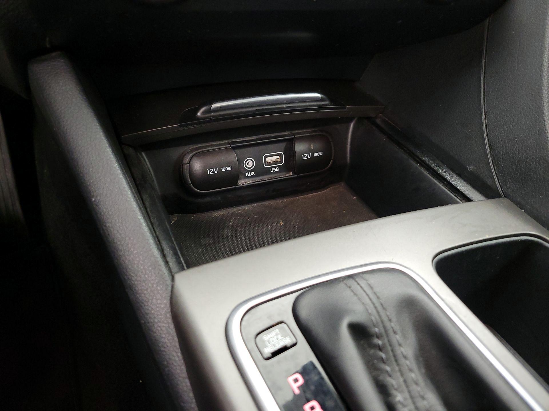 Thumbnail: 2019 Kia Optima - 18