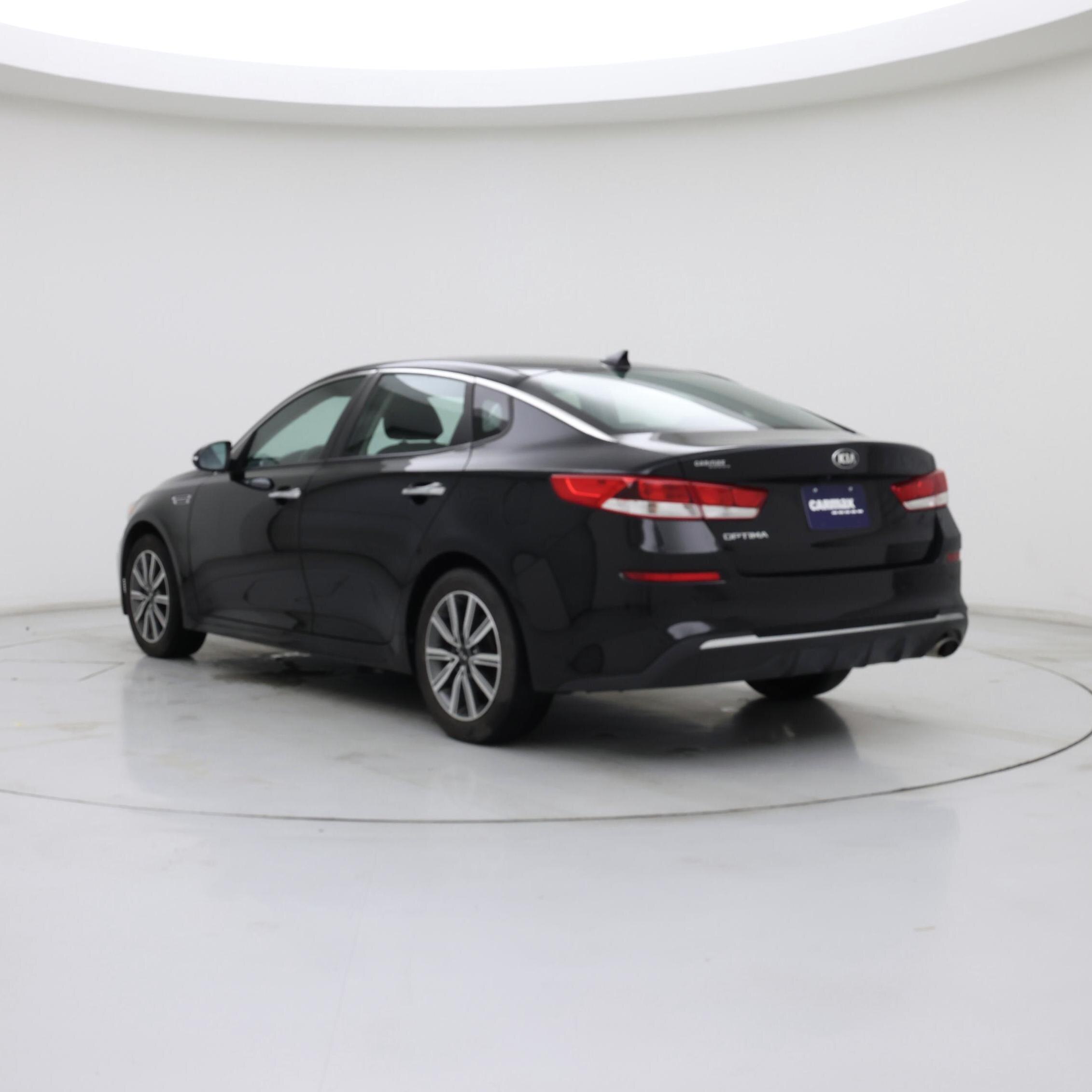Thumbnail: 2019 Kia Optima - 2