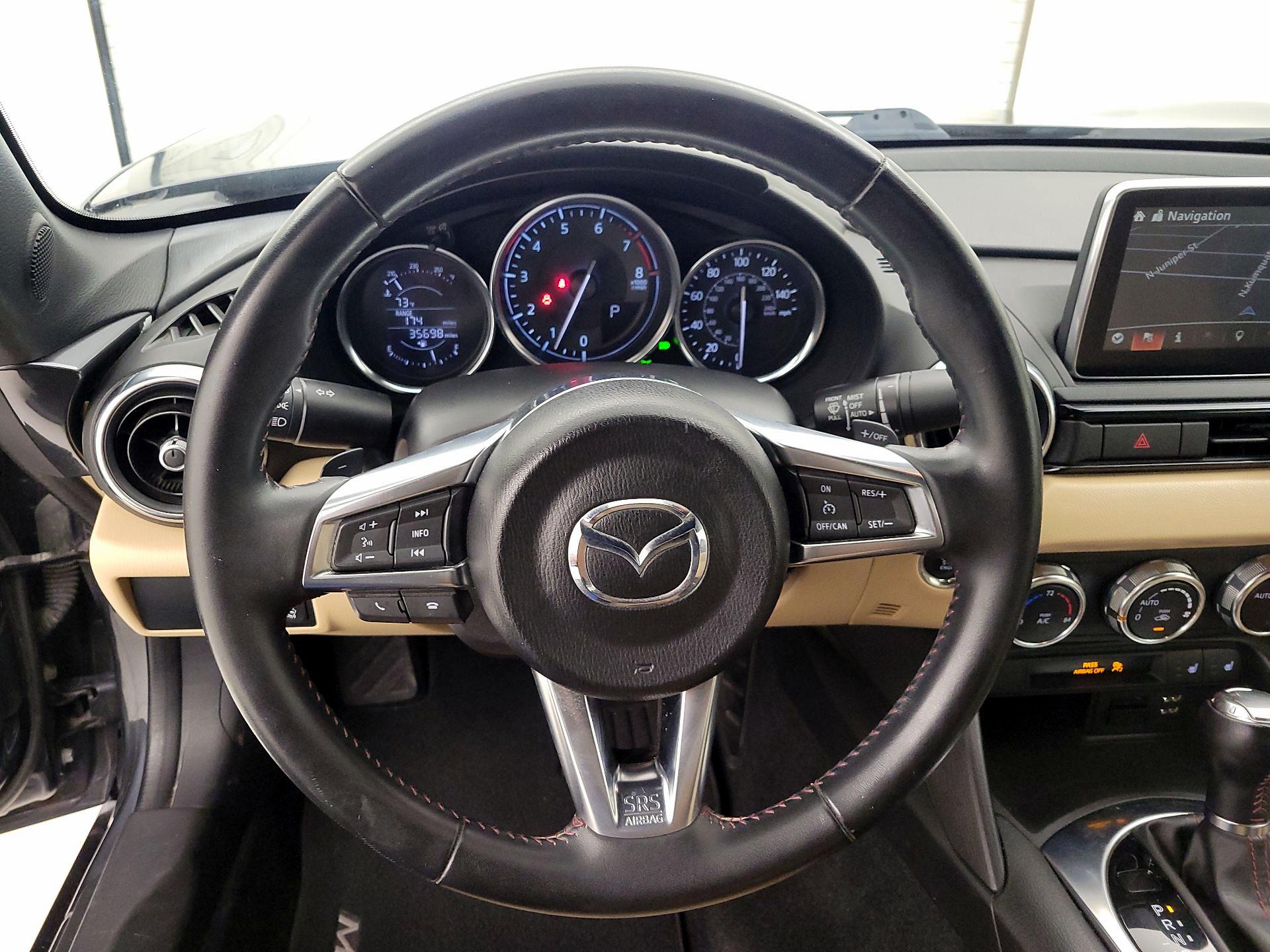 Thumbnail: 2016 Mazda MX-5 Miata - 10