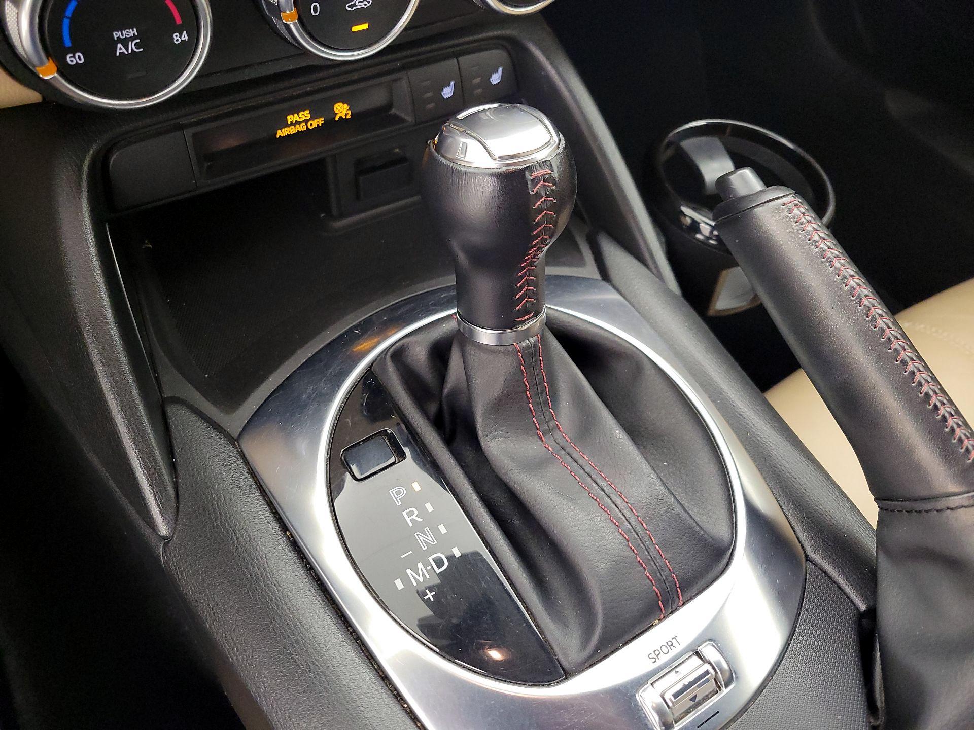 Thumbnail: 2016 Mazda MX-5 Miata - 17