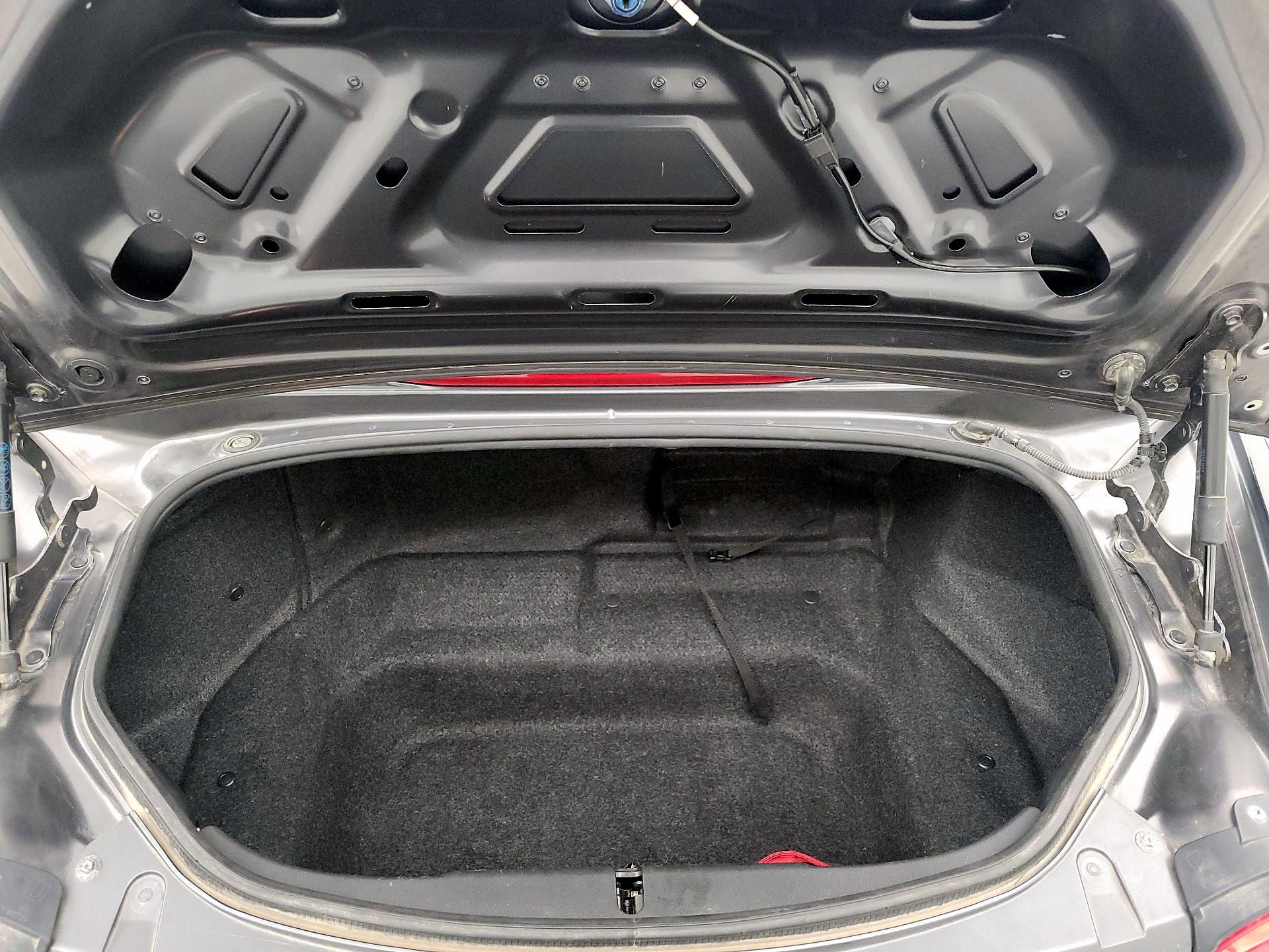 Thumbnail: 2016 Mazda MX-5 Miata - 19