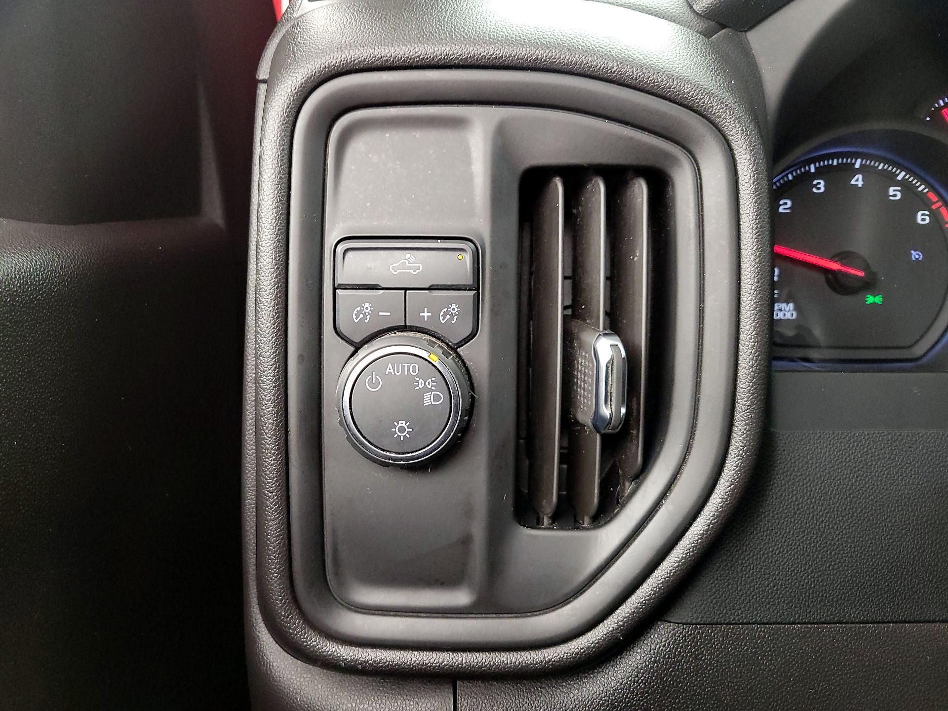 Thumbnail: 2024 Chevrolet Silverado 1500 - 13