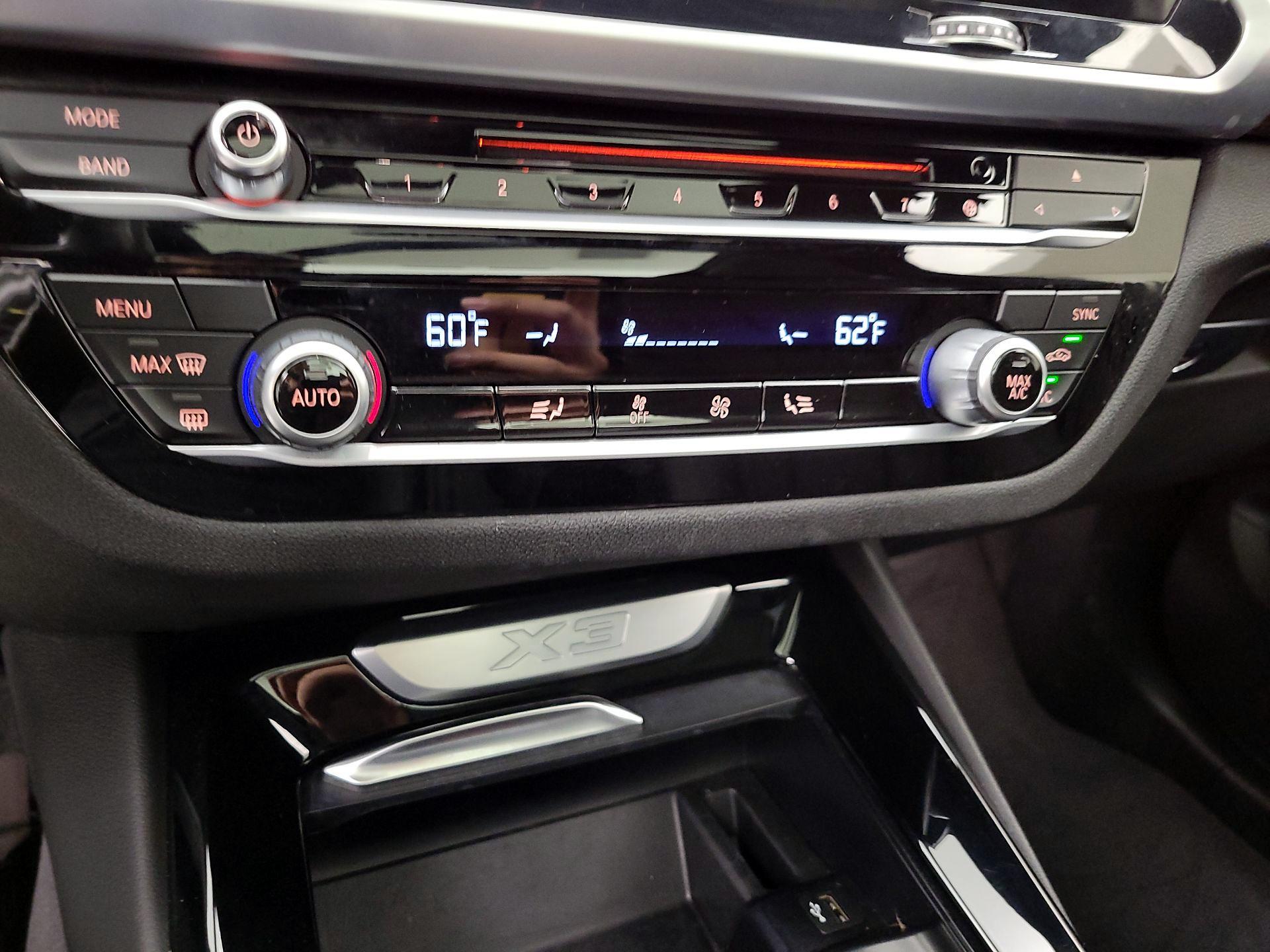 Thumbnail: 2019 BMW X3 - 17