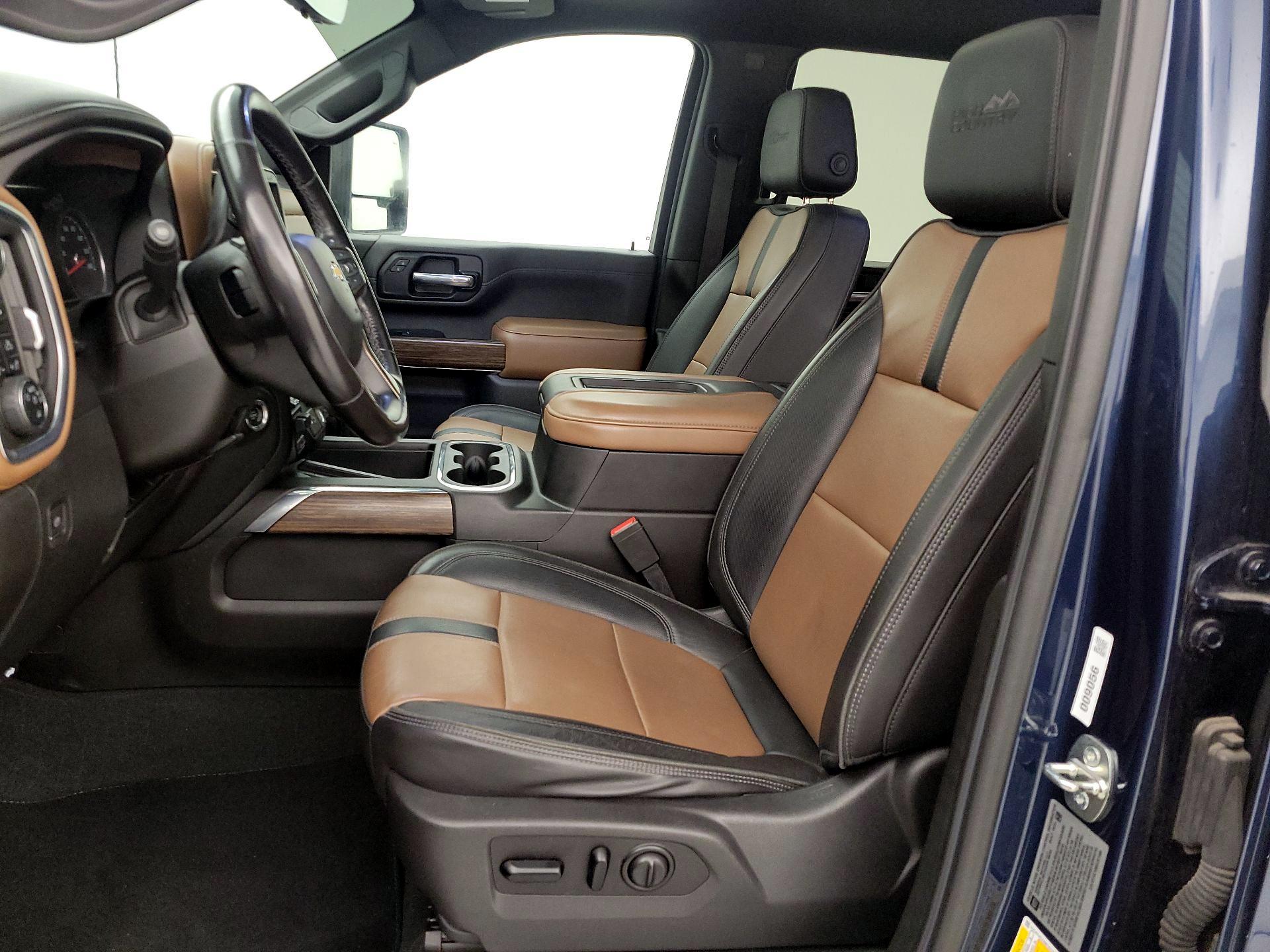 Thumbnail: 2021 Chevrolet Silverado 3500 - 11