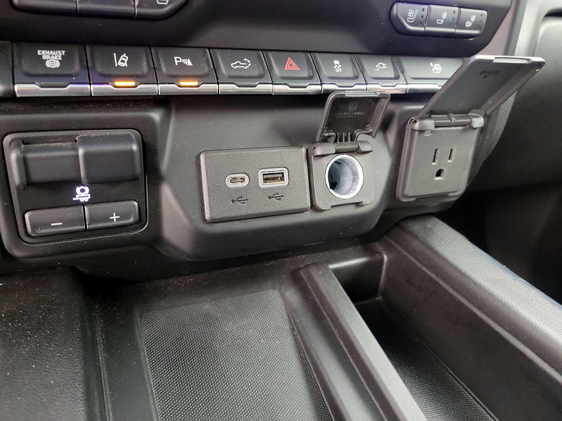 Thumbnail: 2021 Chevrolet Silverado 3500 - 19