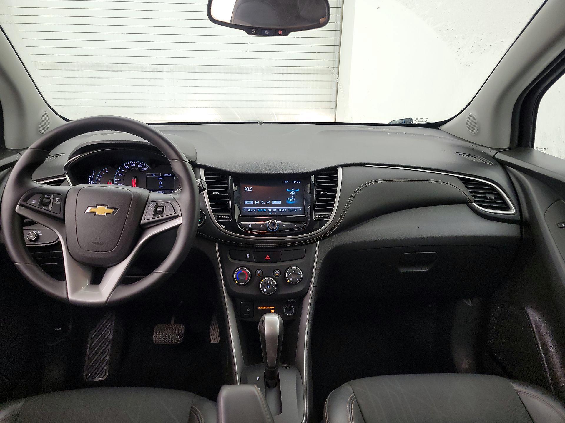Thumbnail: 2017 Chevrolet Trax - 9