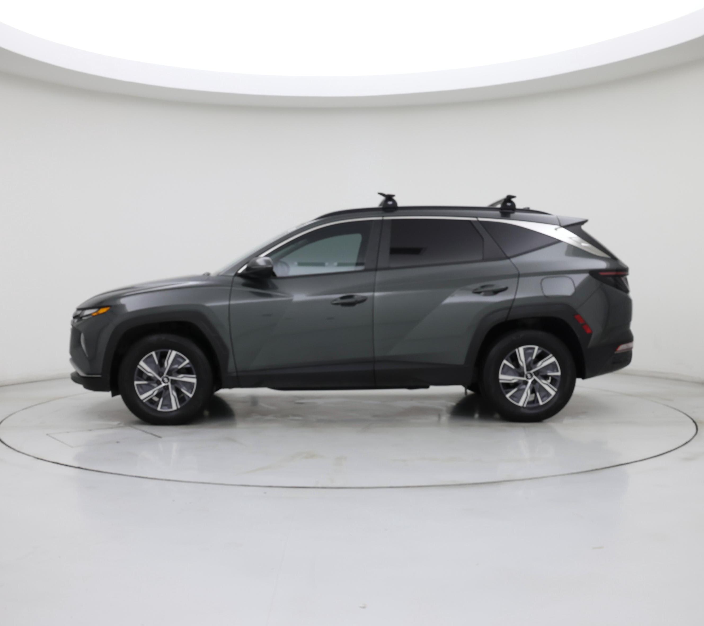 Thumbnail: 2022 Hyundai Tucson - 3