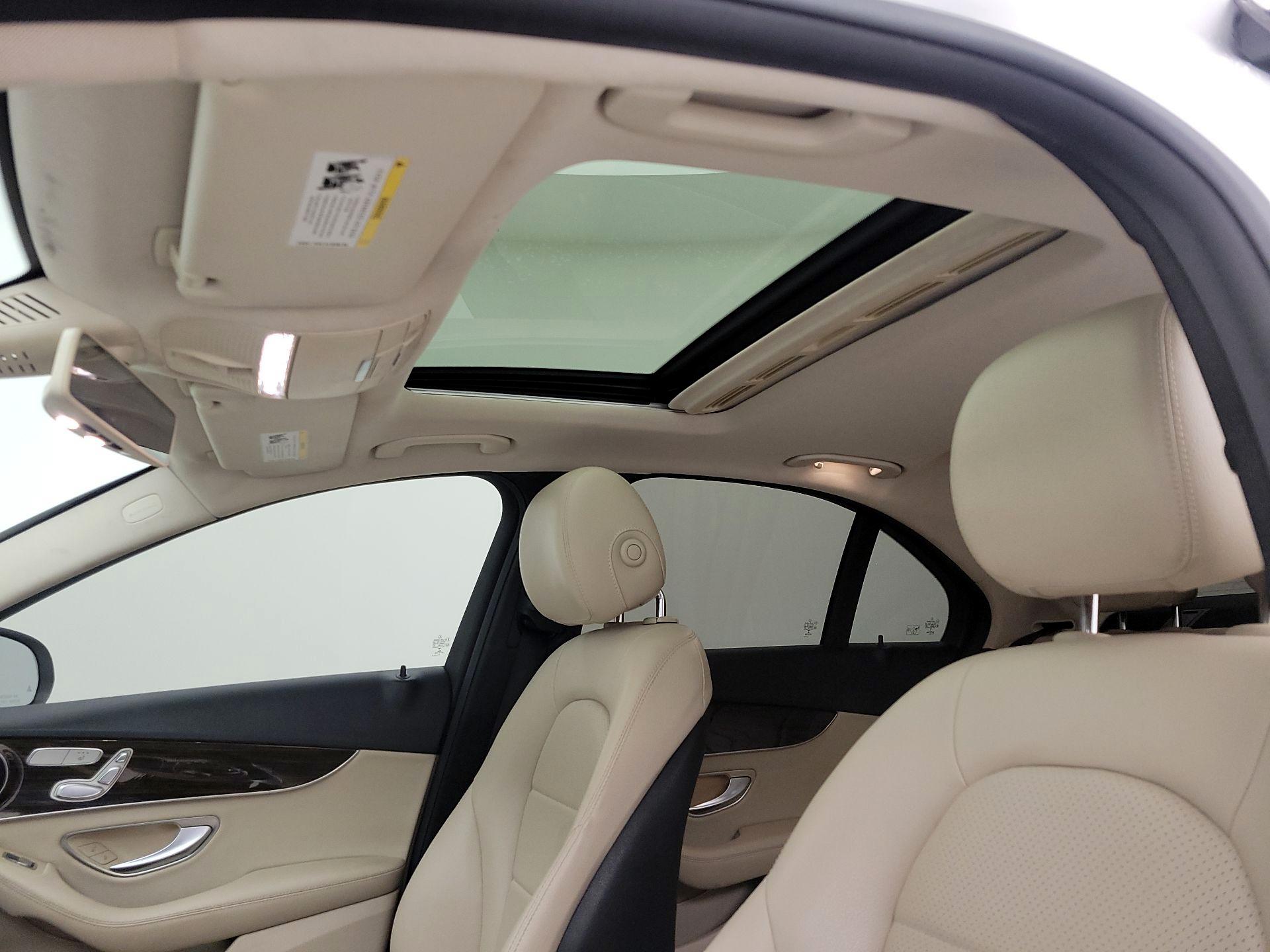 Thumbnail: 2019 Mercedes-Benz C-Class - 19