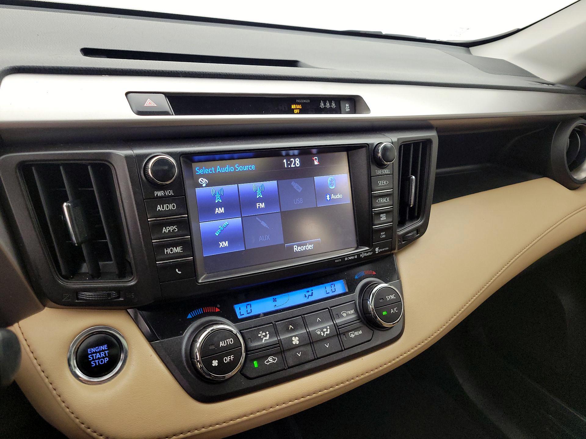 Thumbnail: 2017 Toyota RAV4 - 15