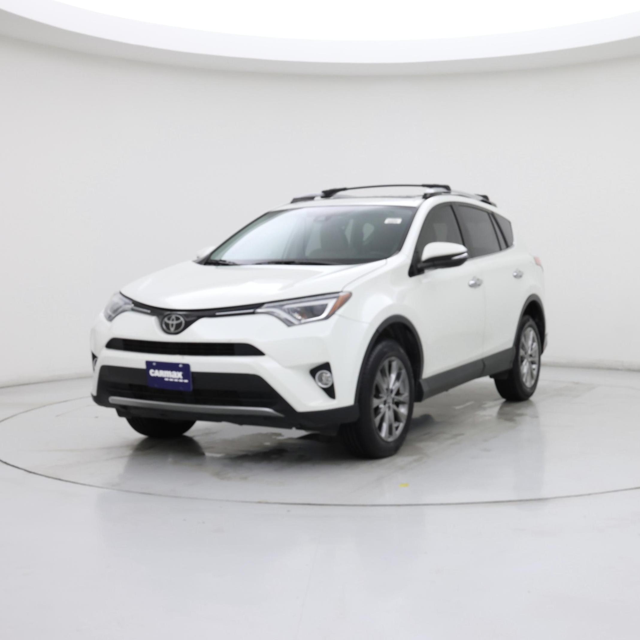 Thumbnail: 2017 Toyota RAV4 - 4