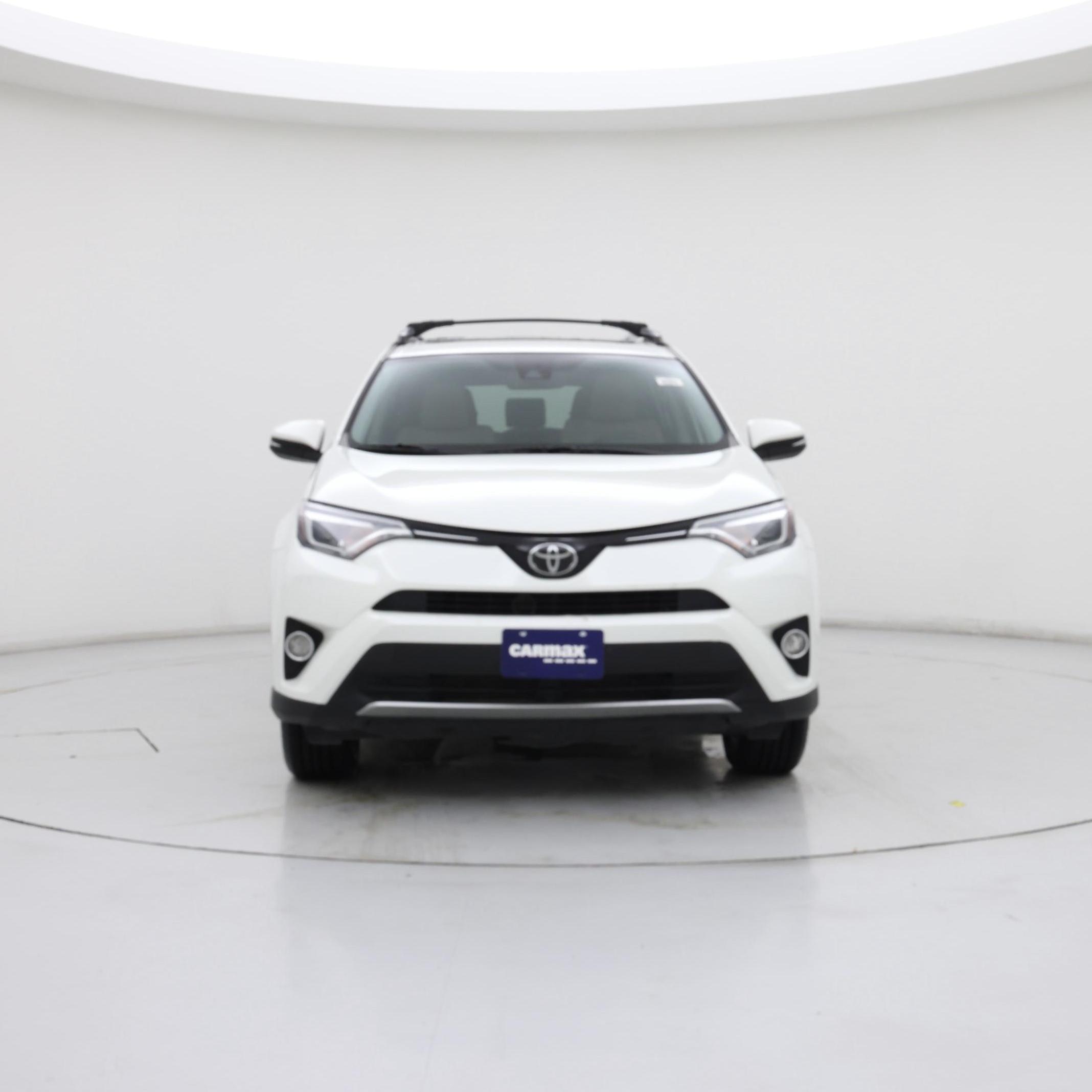 Thumbnail: 2017 Toyota RAV4 - 5