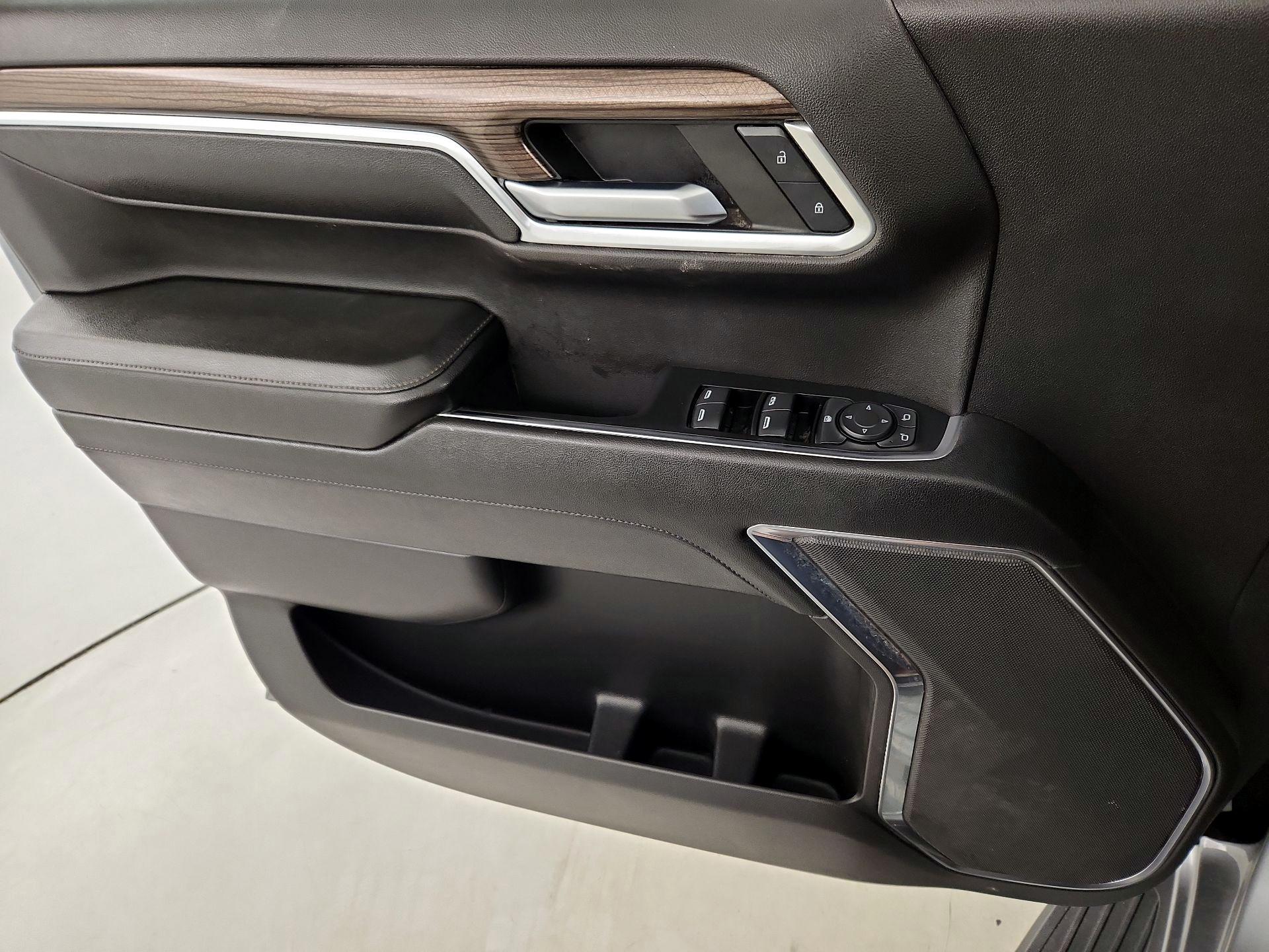 Thumbnail: 2023 Chevrolet Silverado 1500 - 12