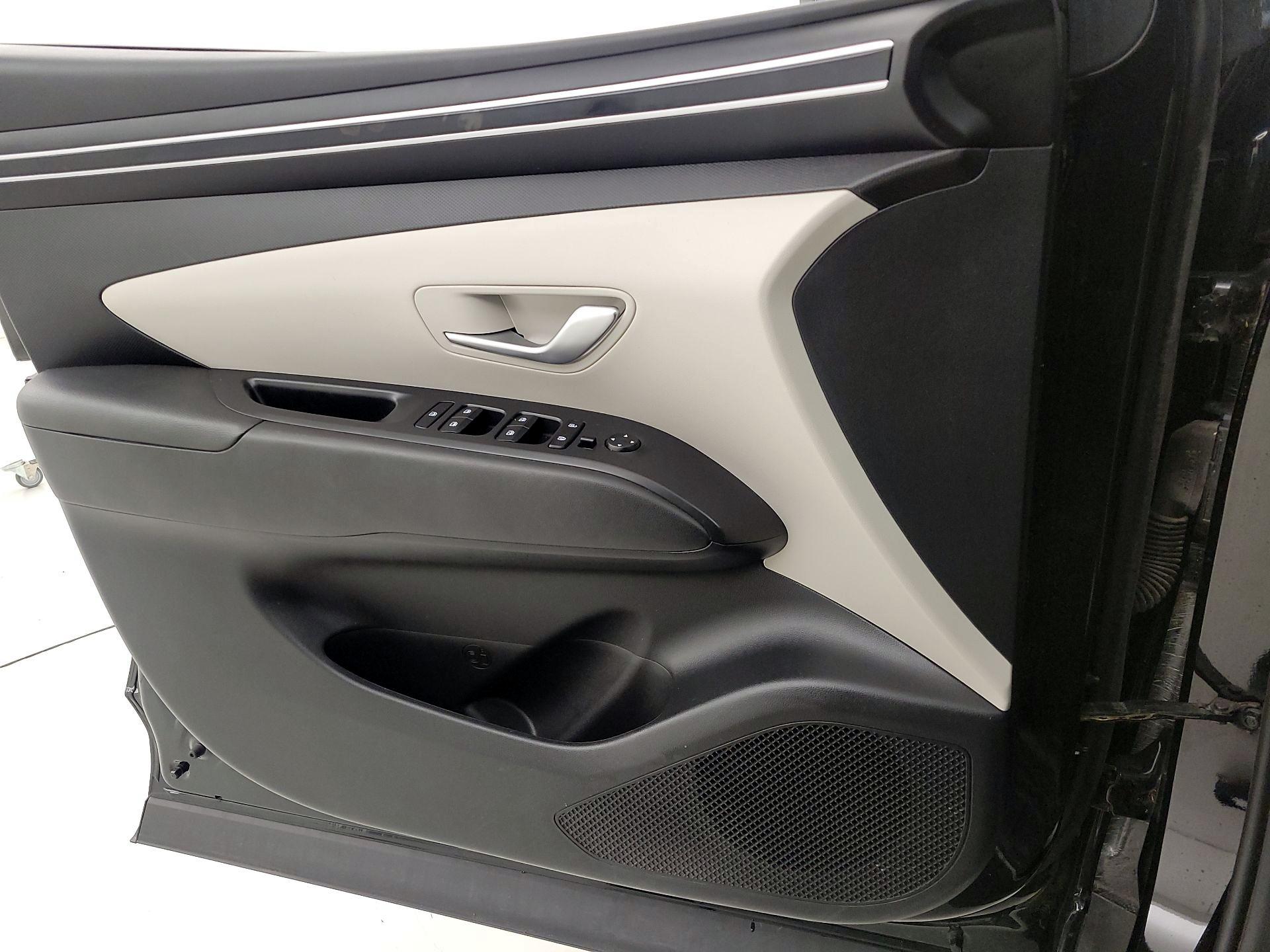 Thumbnail: 2023 Hyundai Tucson - 12