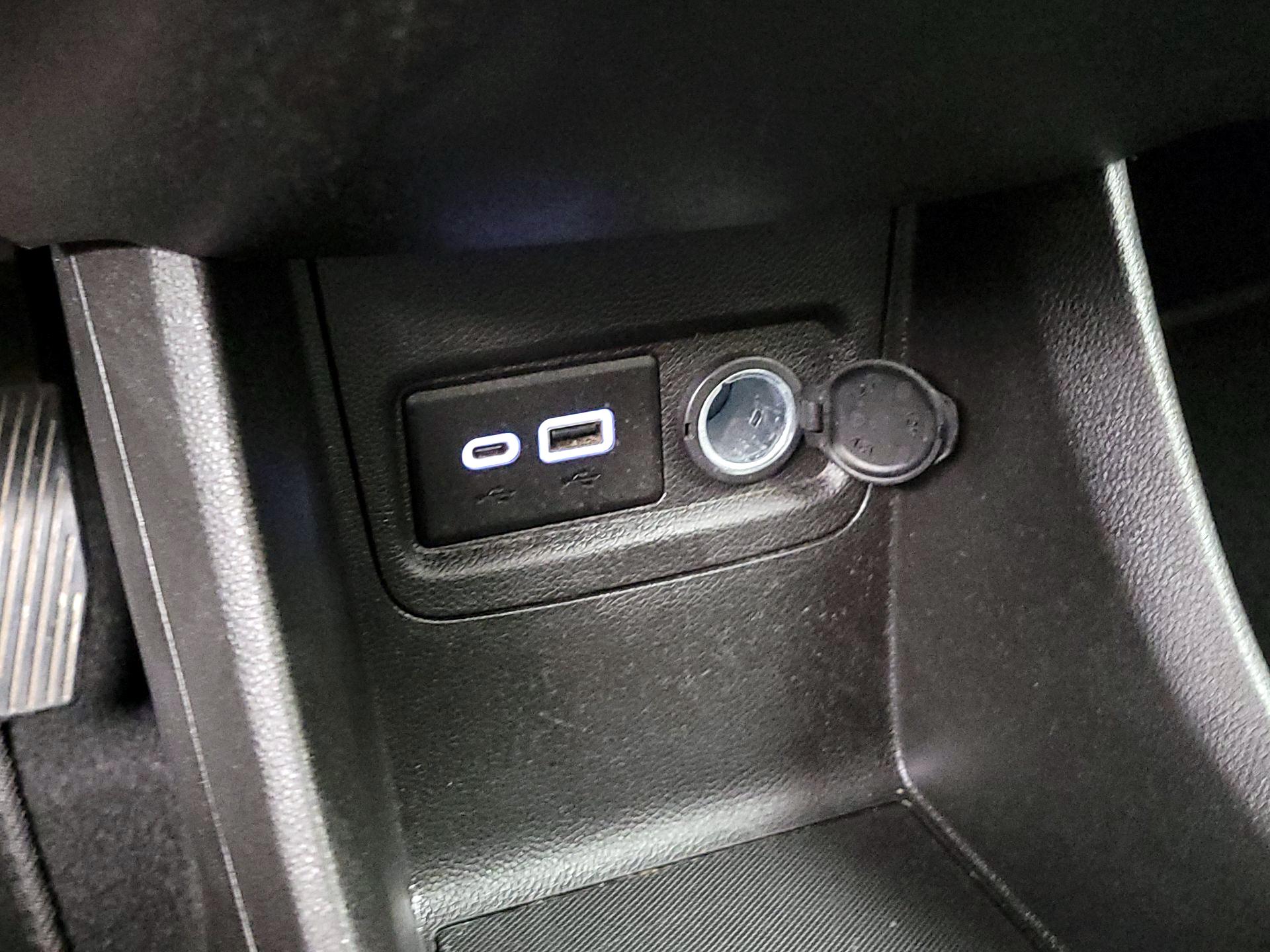 Thumbnail: 2019 Chevrolet Spark - 18