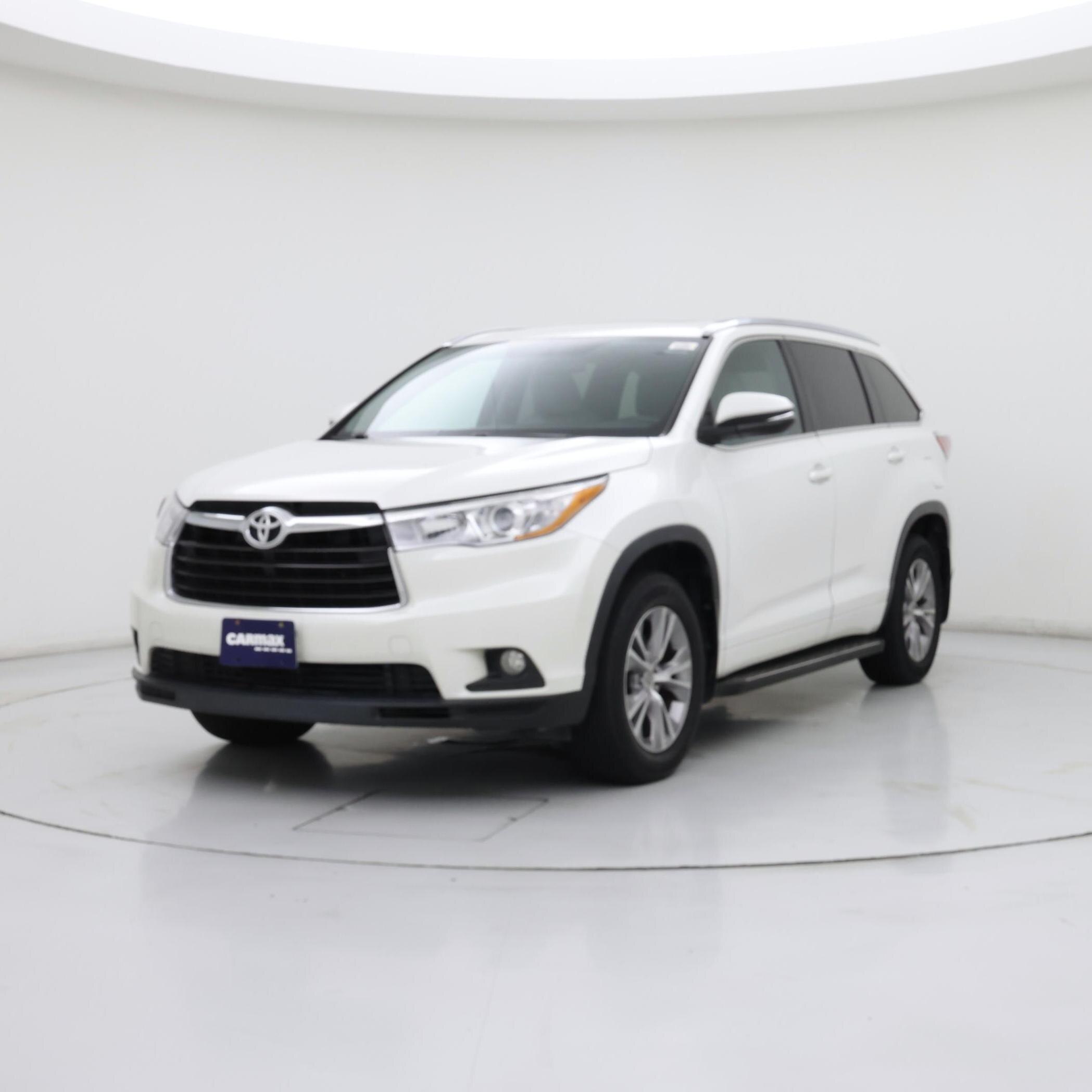 Thumbnail: 2015 Toyota Highlander - 4