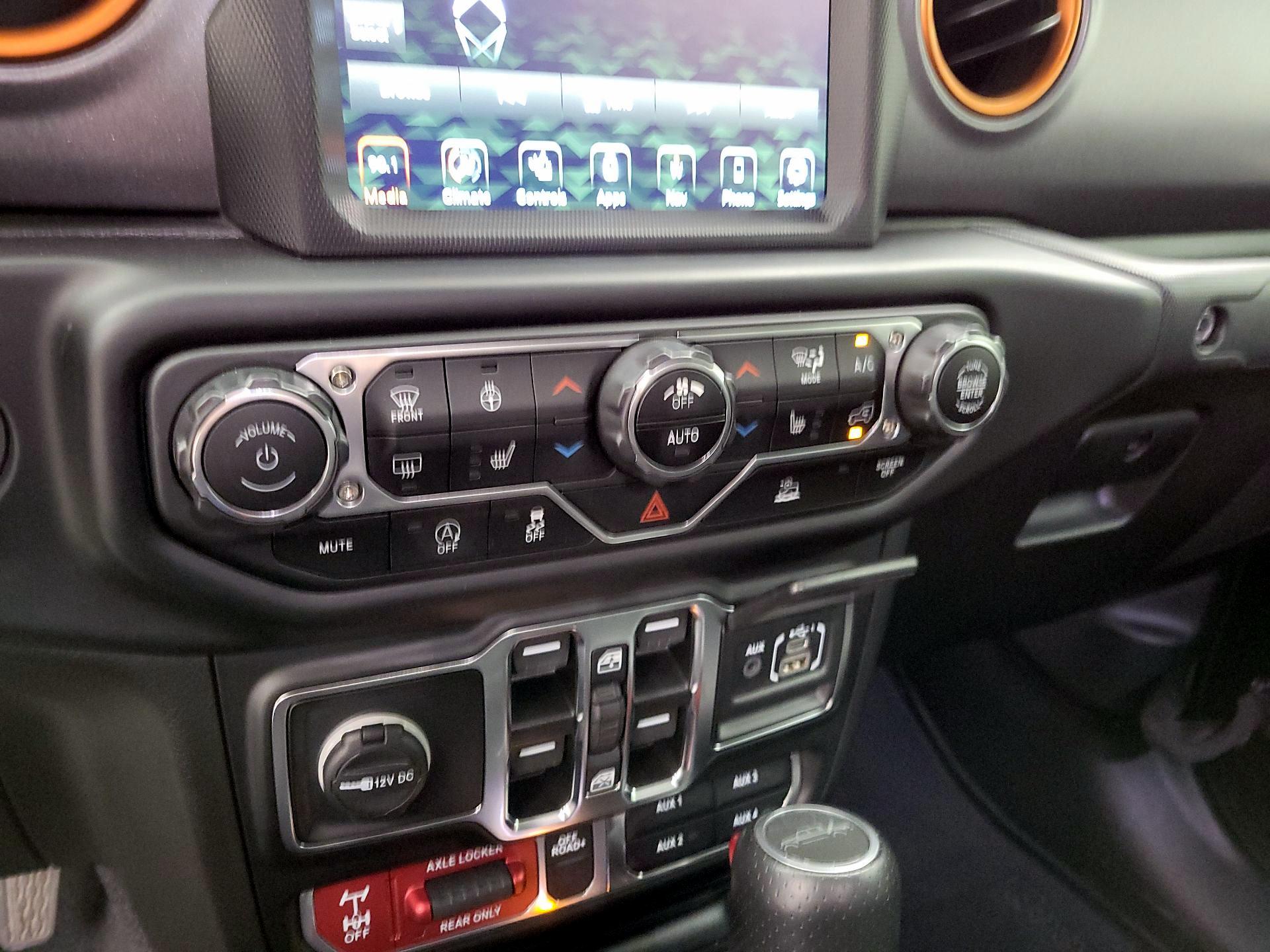 Thumbnail: 2022 Jeep Gladiator - 17