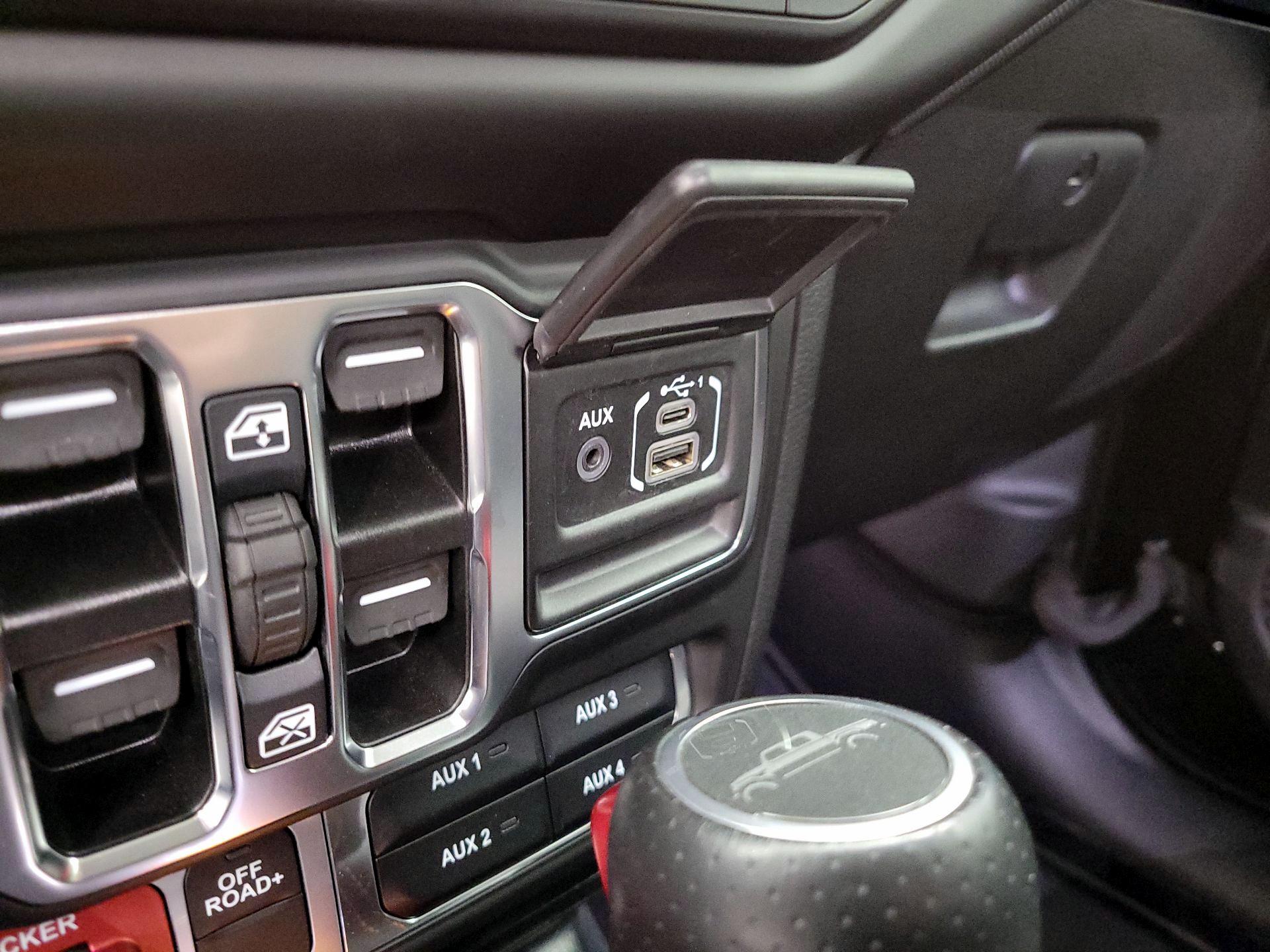 Thumbnail: 2022 Jeep Gladiator - 19