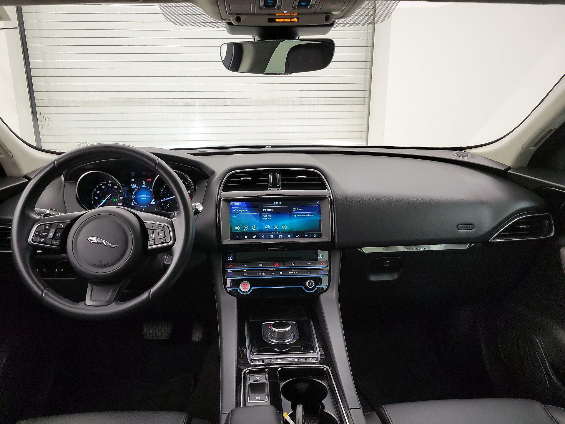 Thumbnail: 2020 Jaguar F-Pace - 9
