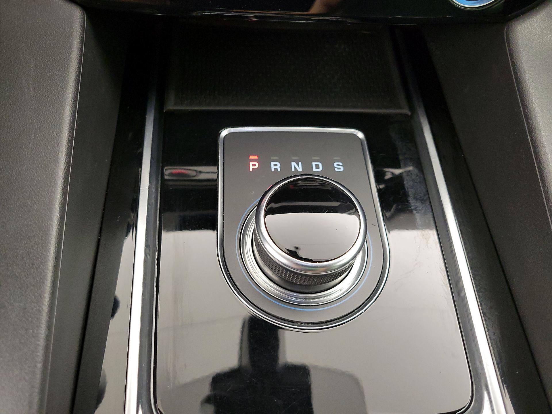 Thumbnail: 2020 Jaguar F-Pace - 18