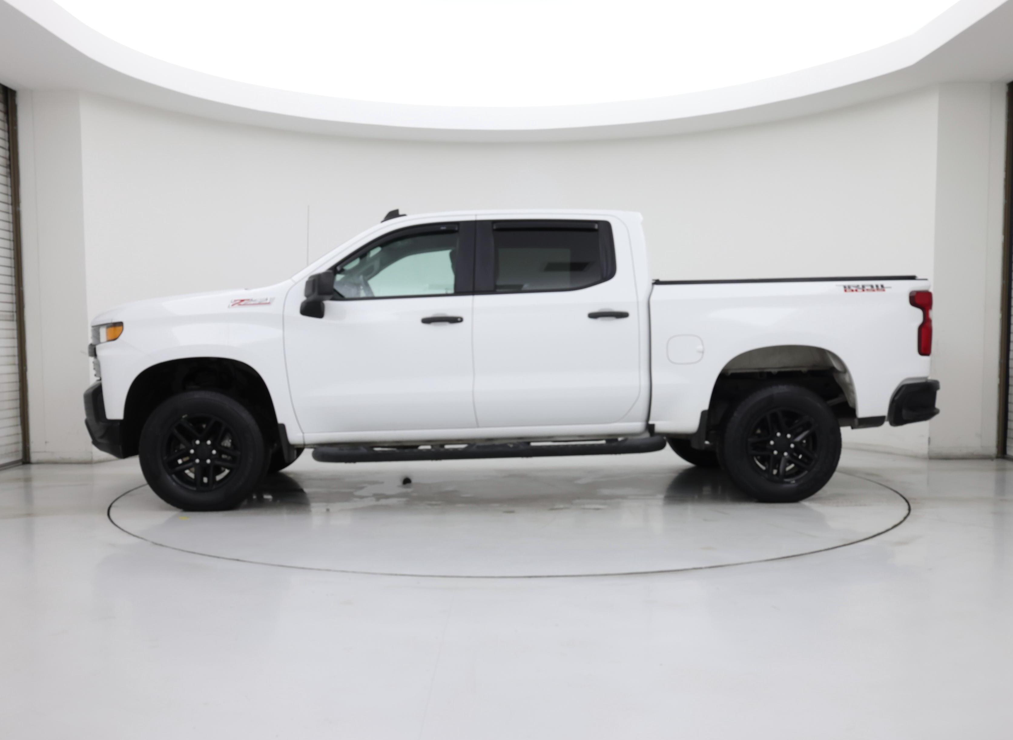 Thumbnail: 2021 Chevrolet Silverado 1500 - 3