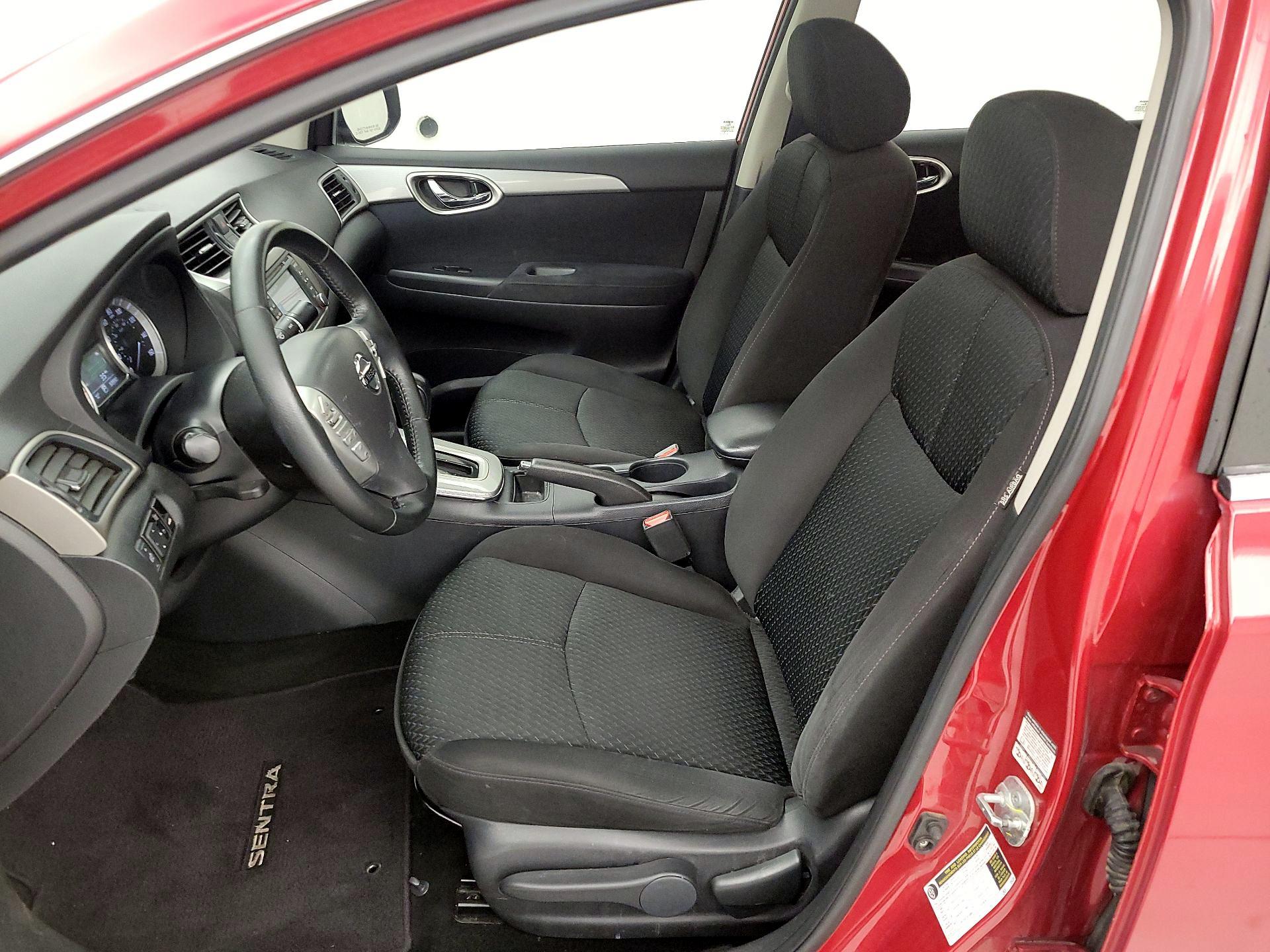 Thumbnail: 2014 Nissan Sentra - 11