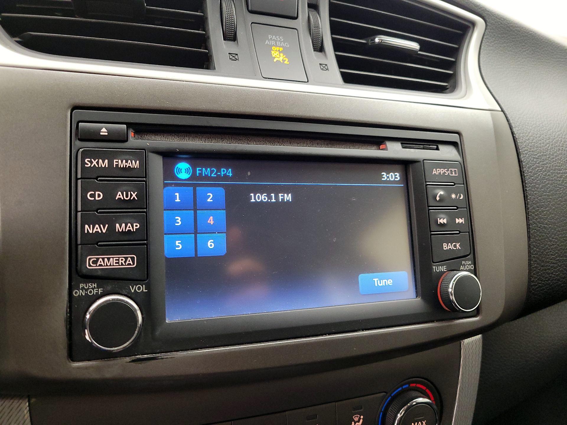 Thumbnail: 2014 Nissan Sentra - 16