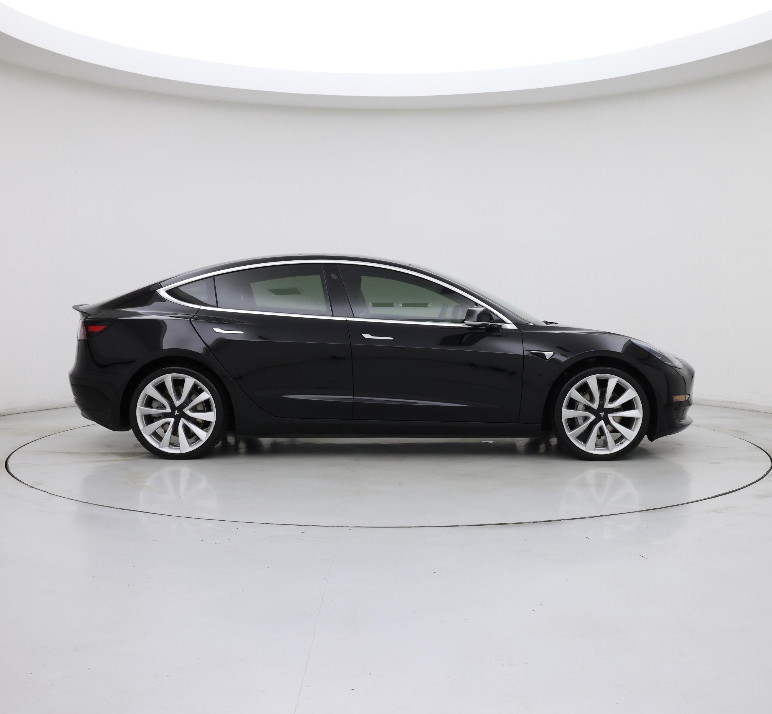 Thumbnail: 2018 Tesla Model 3 - 7