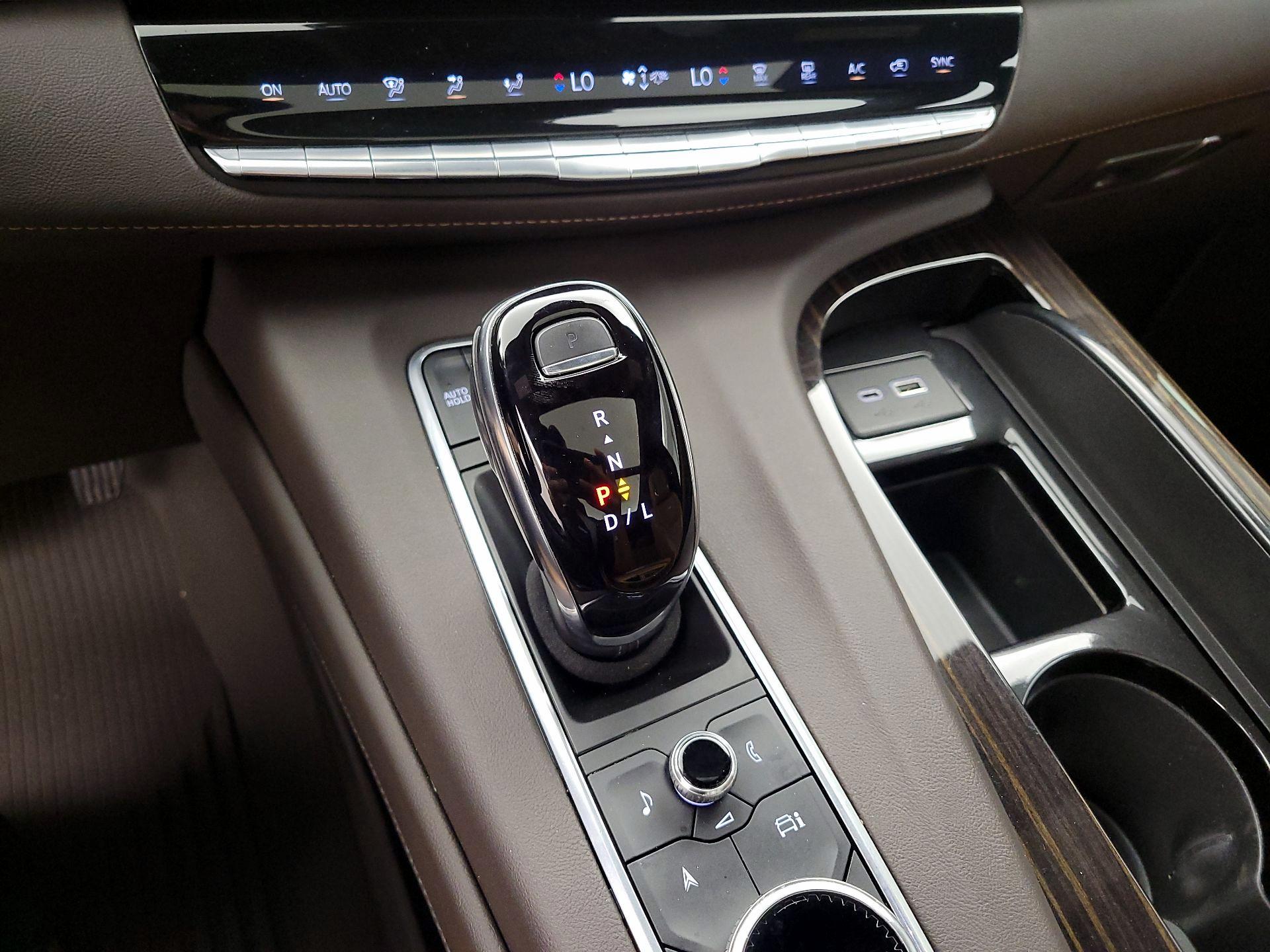 Thumbnail: 2021 Cadillac Escalade - 18
