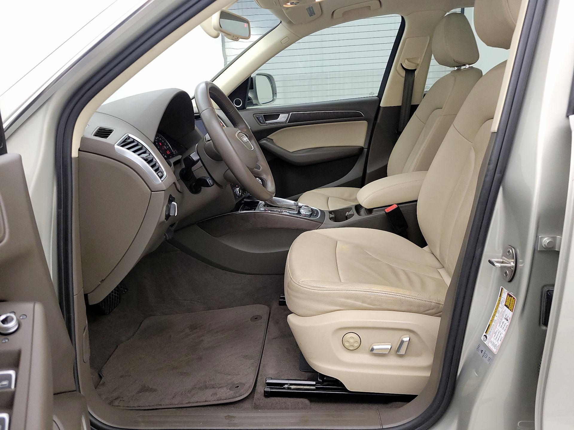 Thumbnail: 2016 Audi Q5 - 11