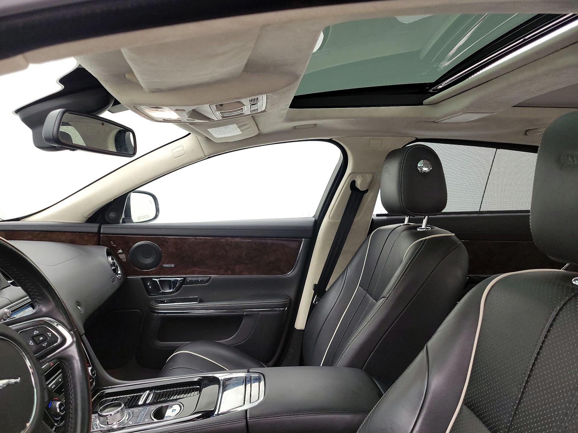 Thumbnail: 2015 Jaguar XJ - 20