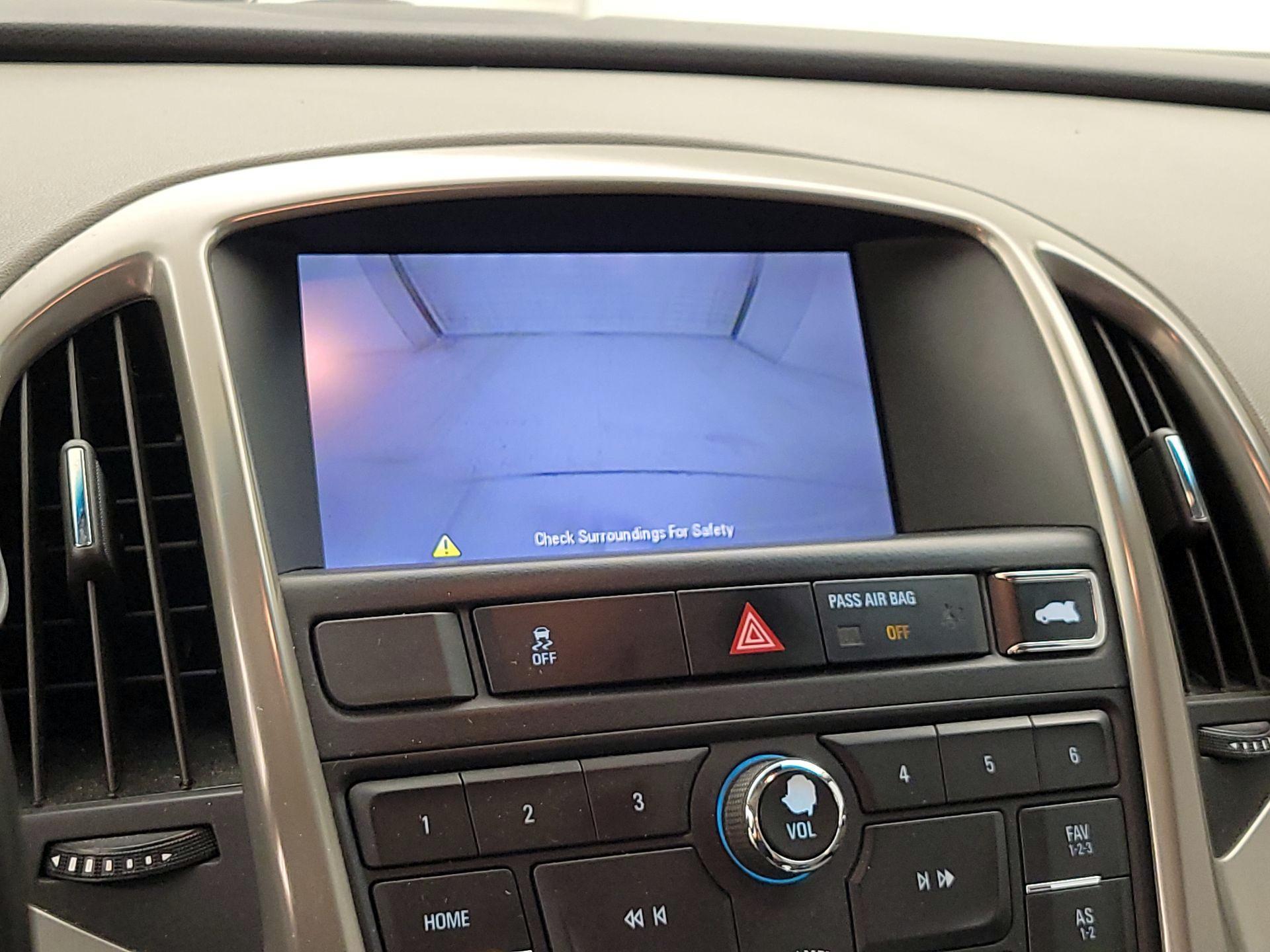 Thumbnail: 2014 Buick Verano - 14