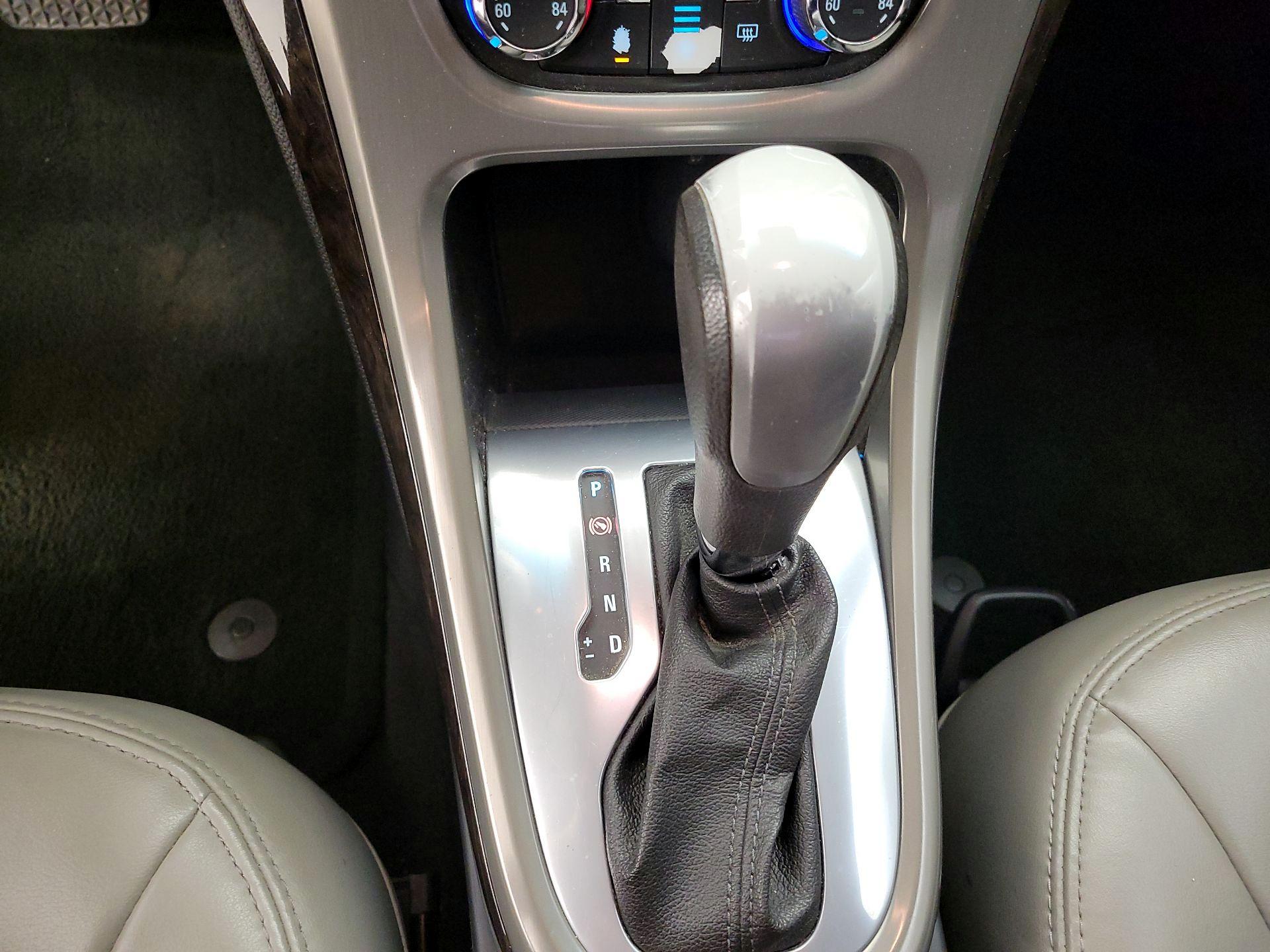 Thumbnail: 2014 Buick Verano - 17