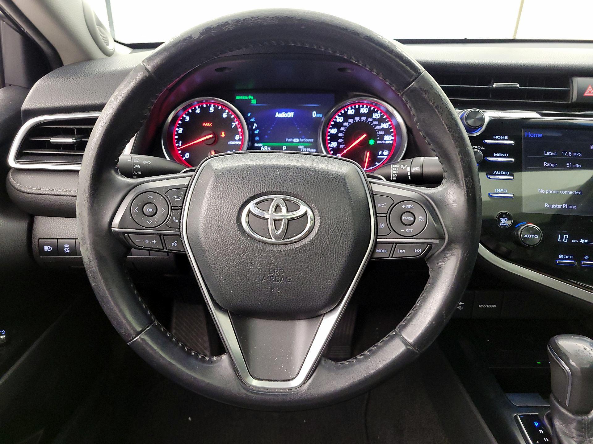 Thumbnail: 2018 Toyota Camry - 10