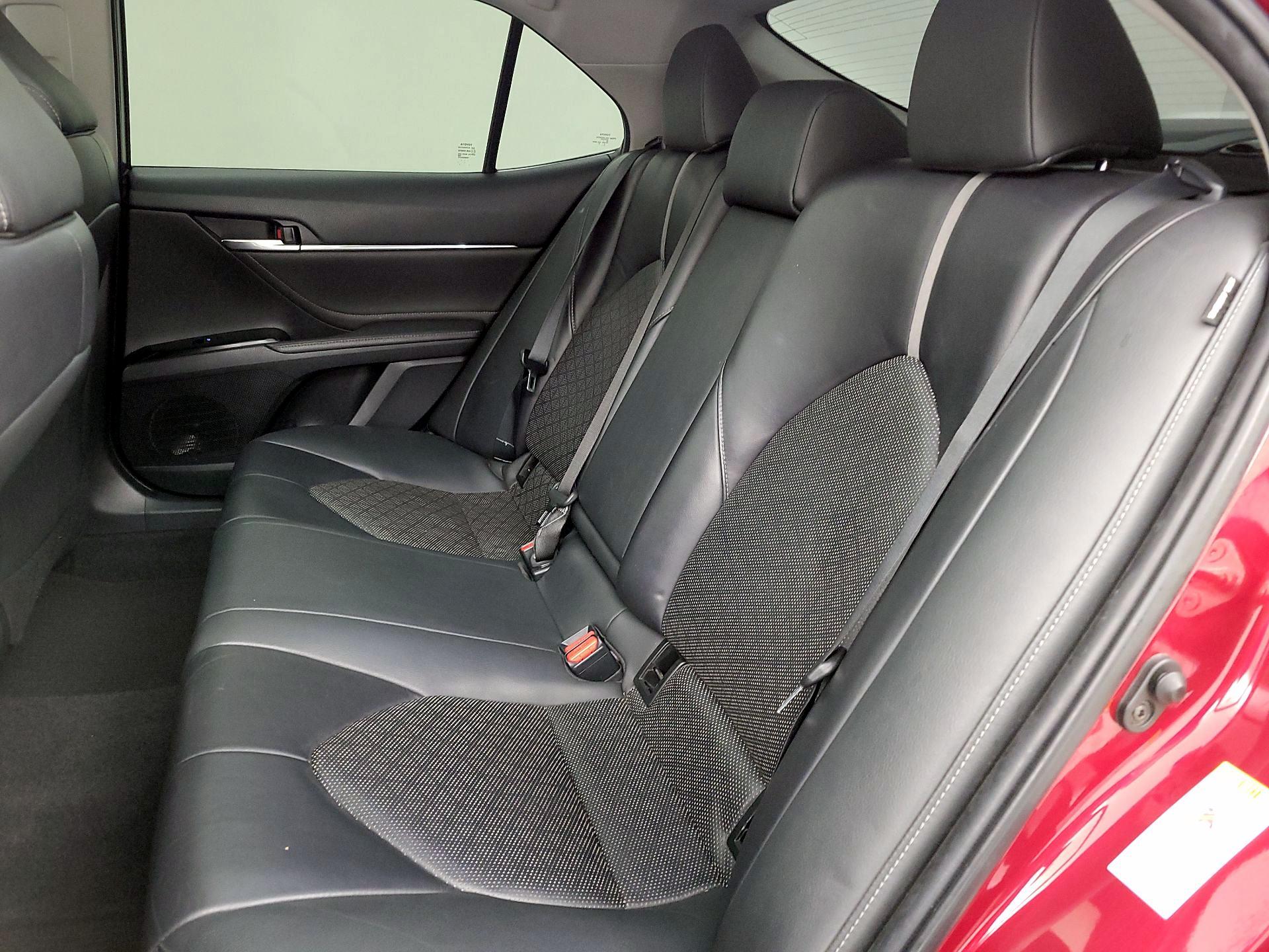 Thumbnail: 2018 Toyota Camry - 20