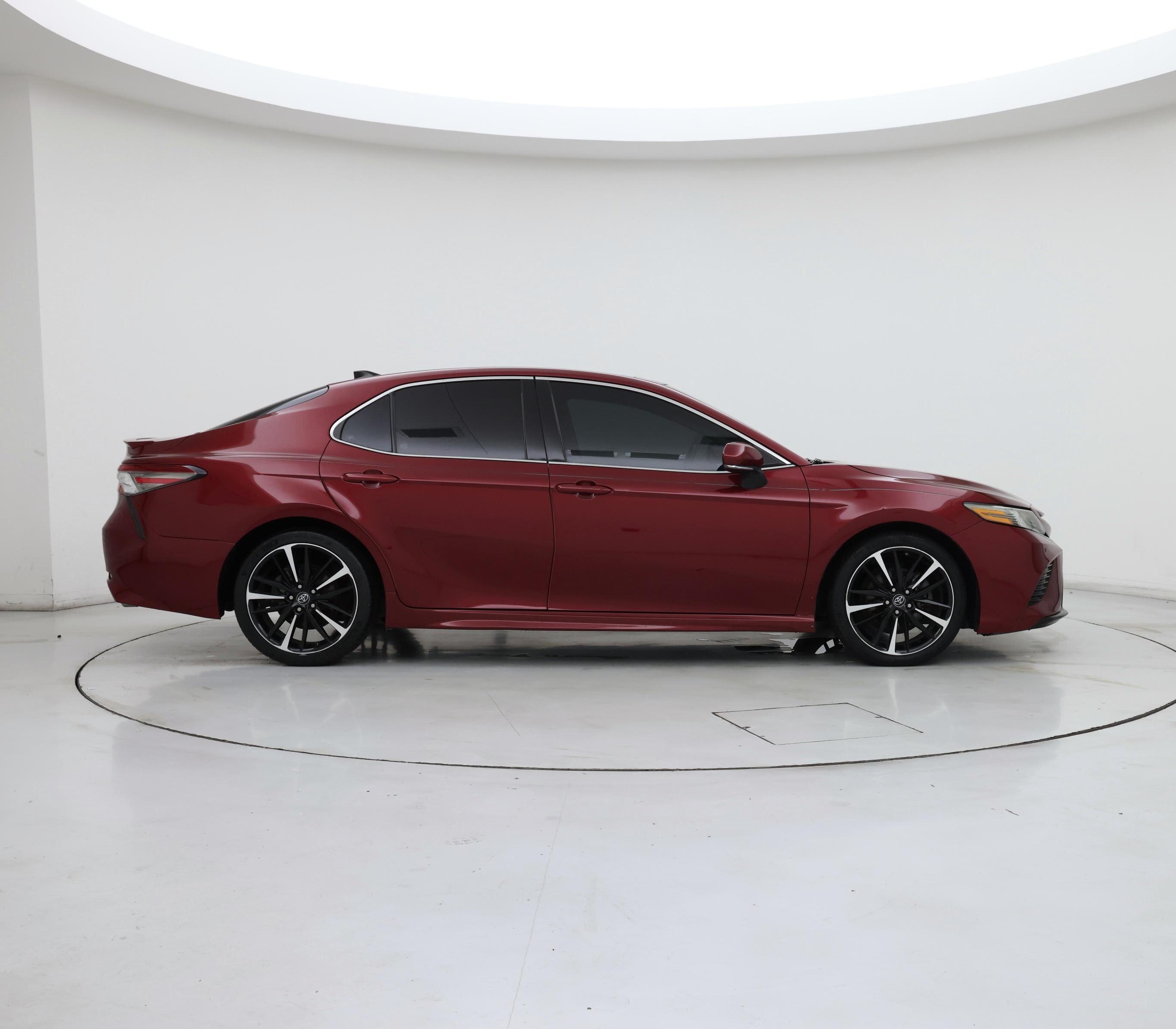 Thumbnail: 2018 Toyota Camry - 7