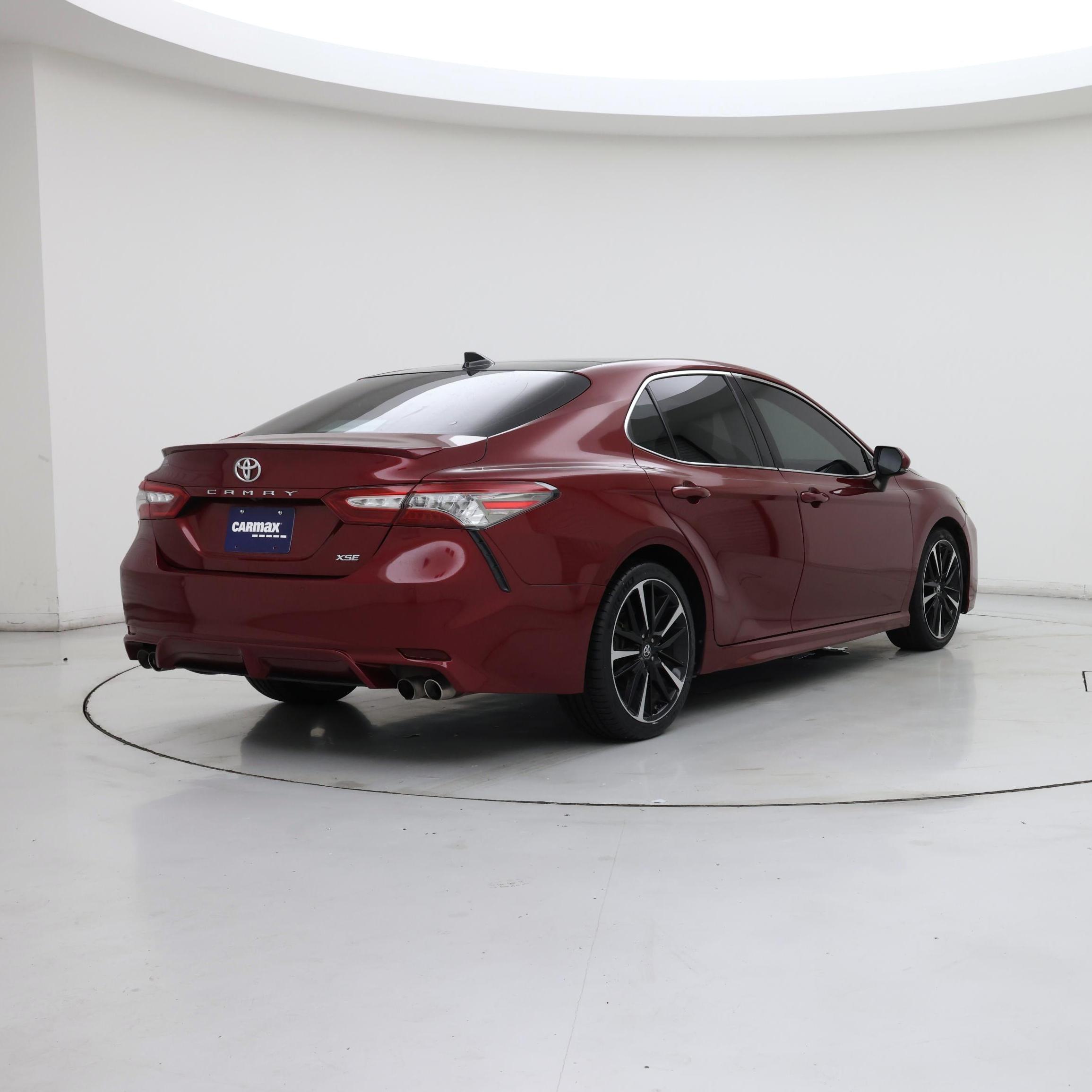 Thumbnail: 2018 Toyota Camry - 8
