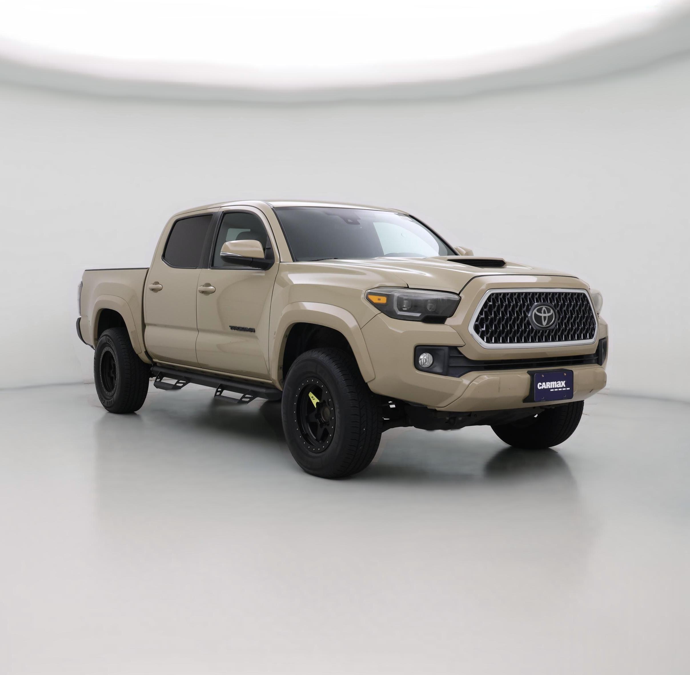 Thumbnail: 2018 Toyota Tacoma - 1