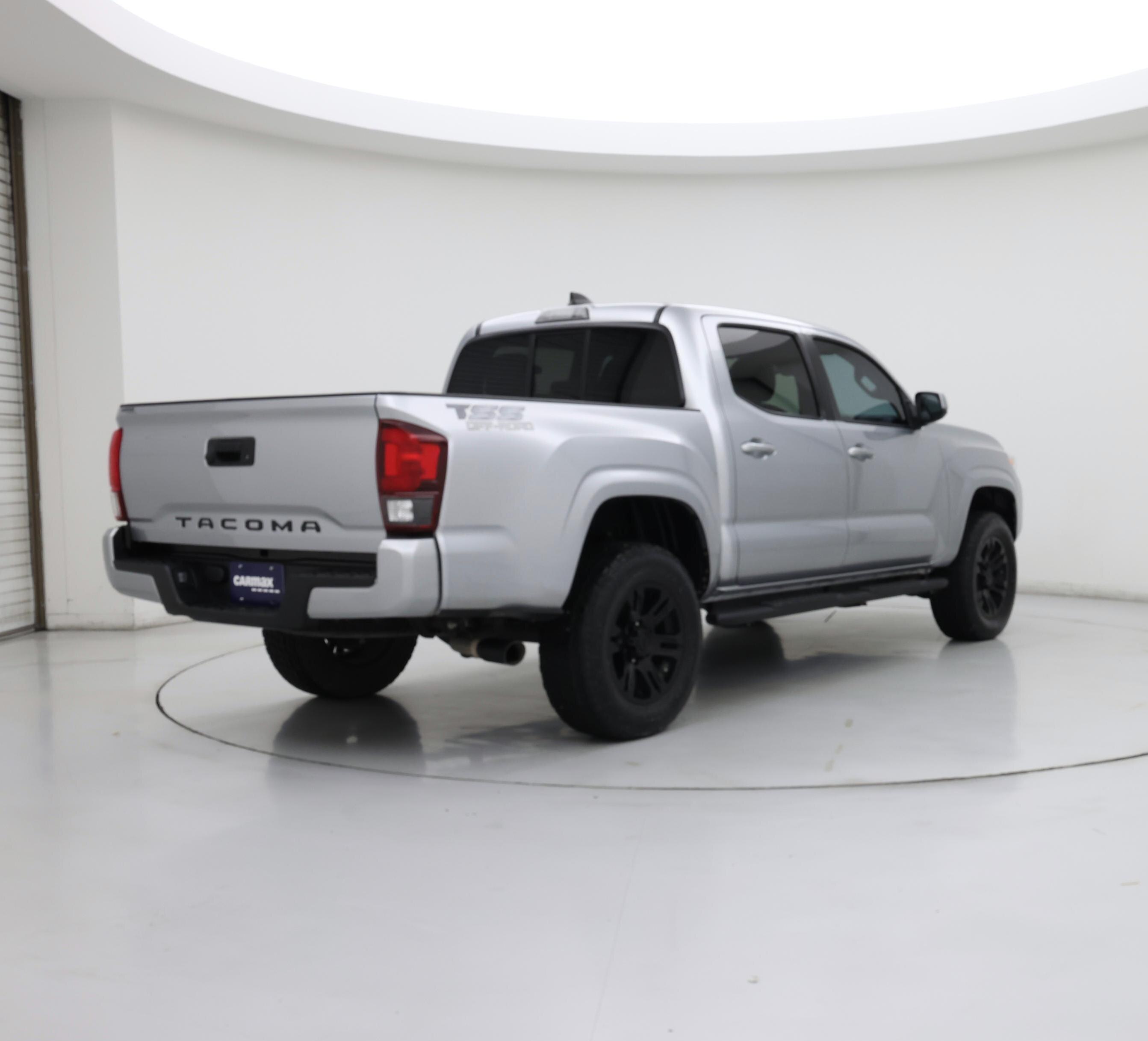 Thumbnail: 2022 Toyota Tacoma - 8
