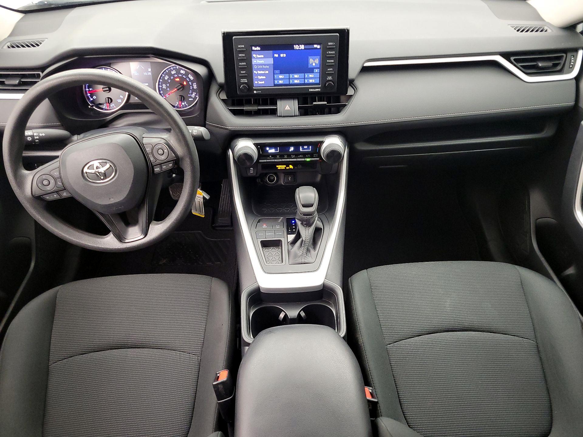 Thumbnail: 2020 Toyota RAV4 - 9