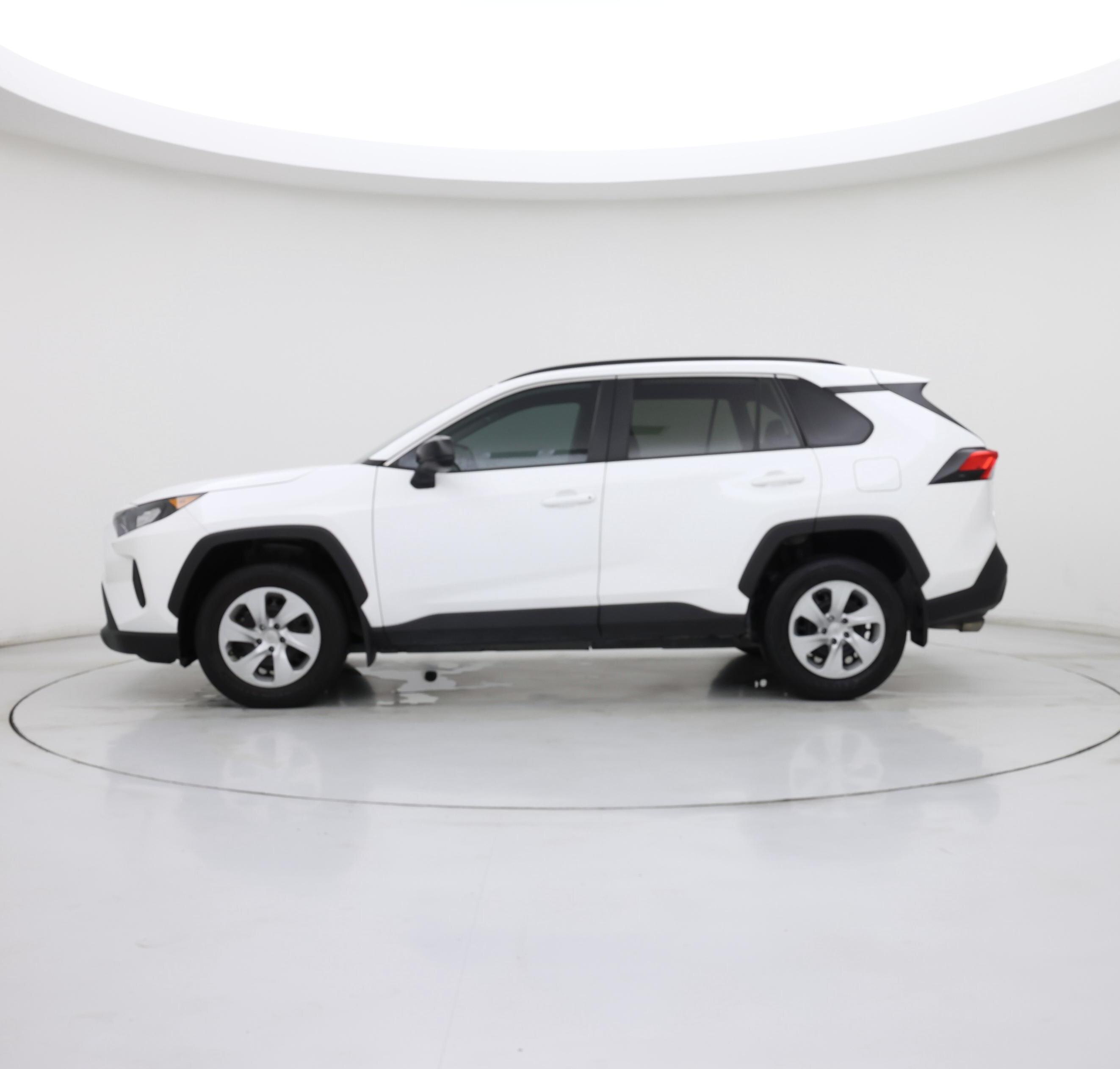 Thumbnail: 2020 Toyota RAV4 - 3