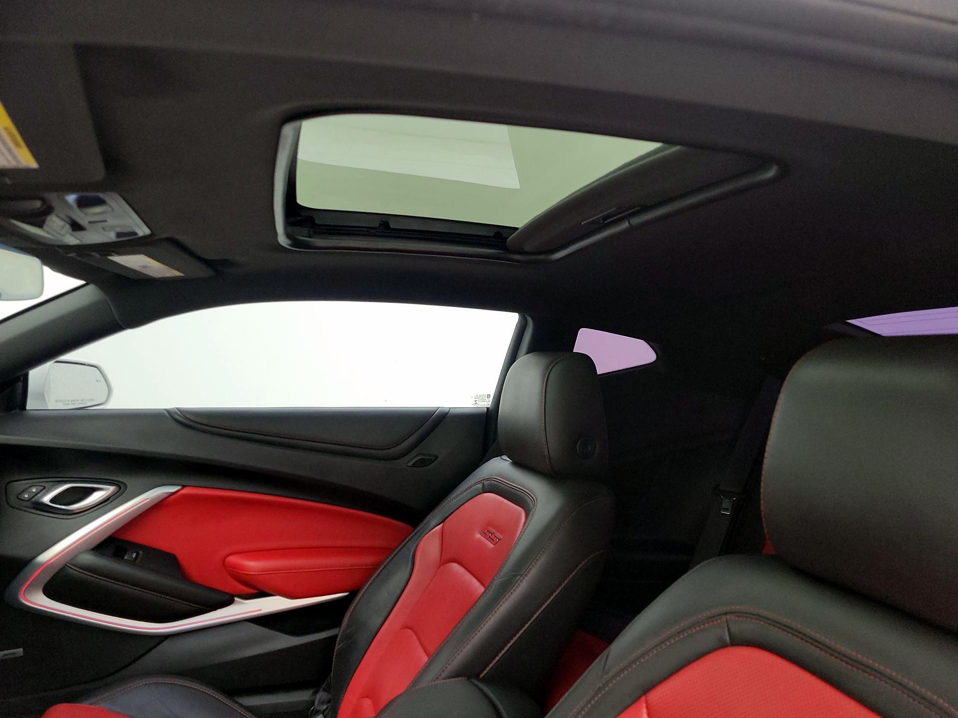 Thumbnail: 2018 Chevrolet Camaro - 19