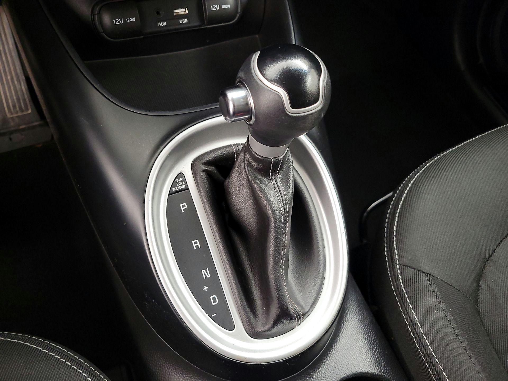 Thumbnail: 2019 Kia Soul - 17