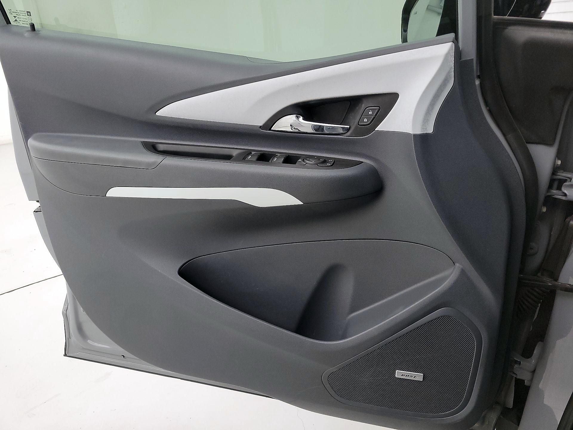 Thumbnail: 2021 Chevrolet Bolt EV - 12