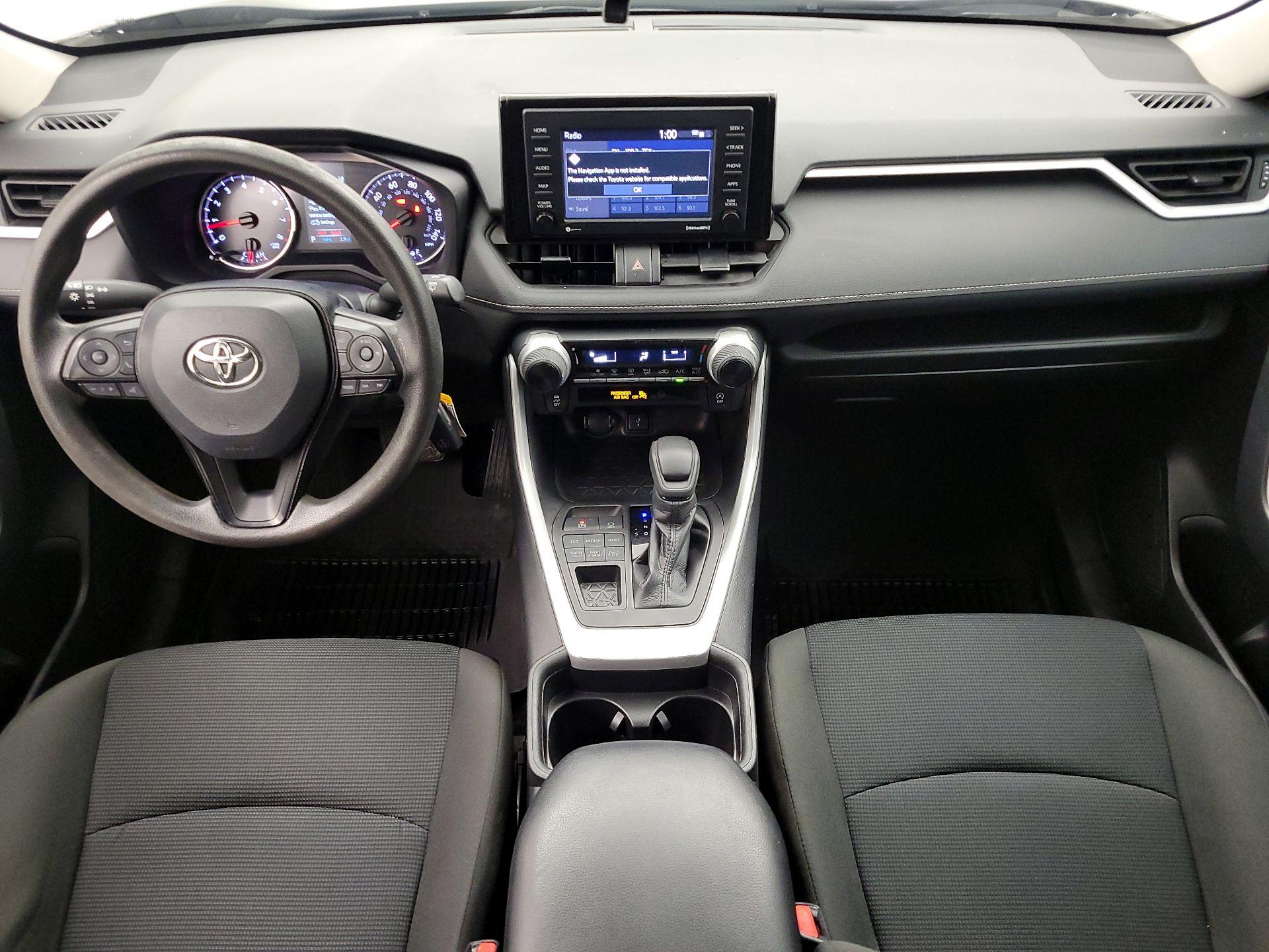 Thumbnail: 2021 Toyota RAV4 - 9