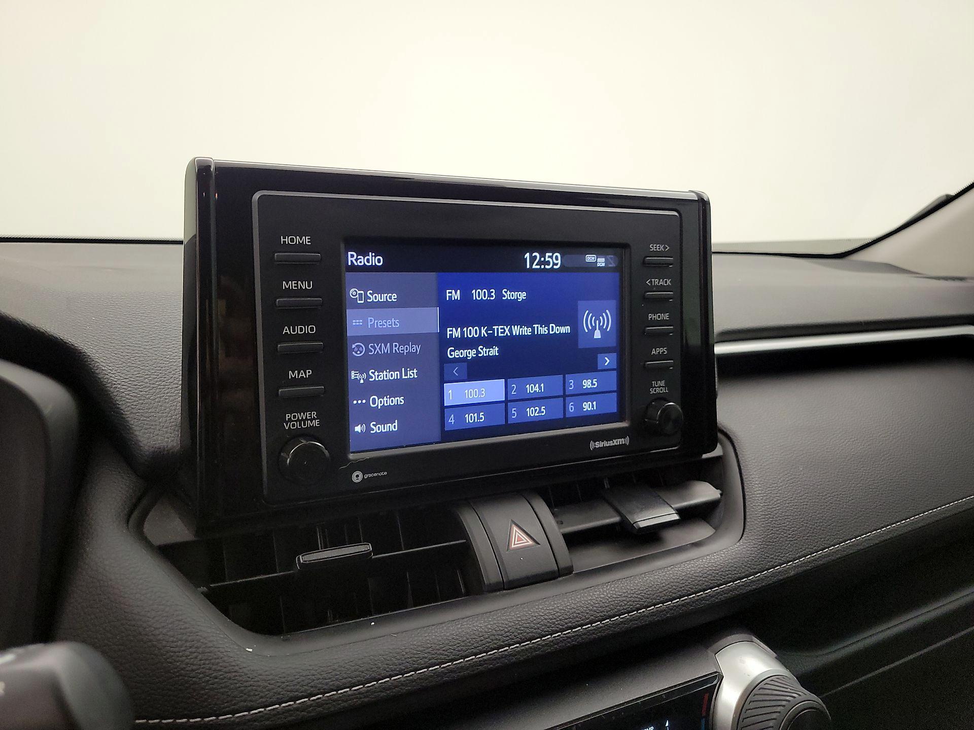 Thumbnail: 2021 Toyota RAV4 - 16