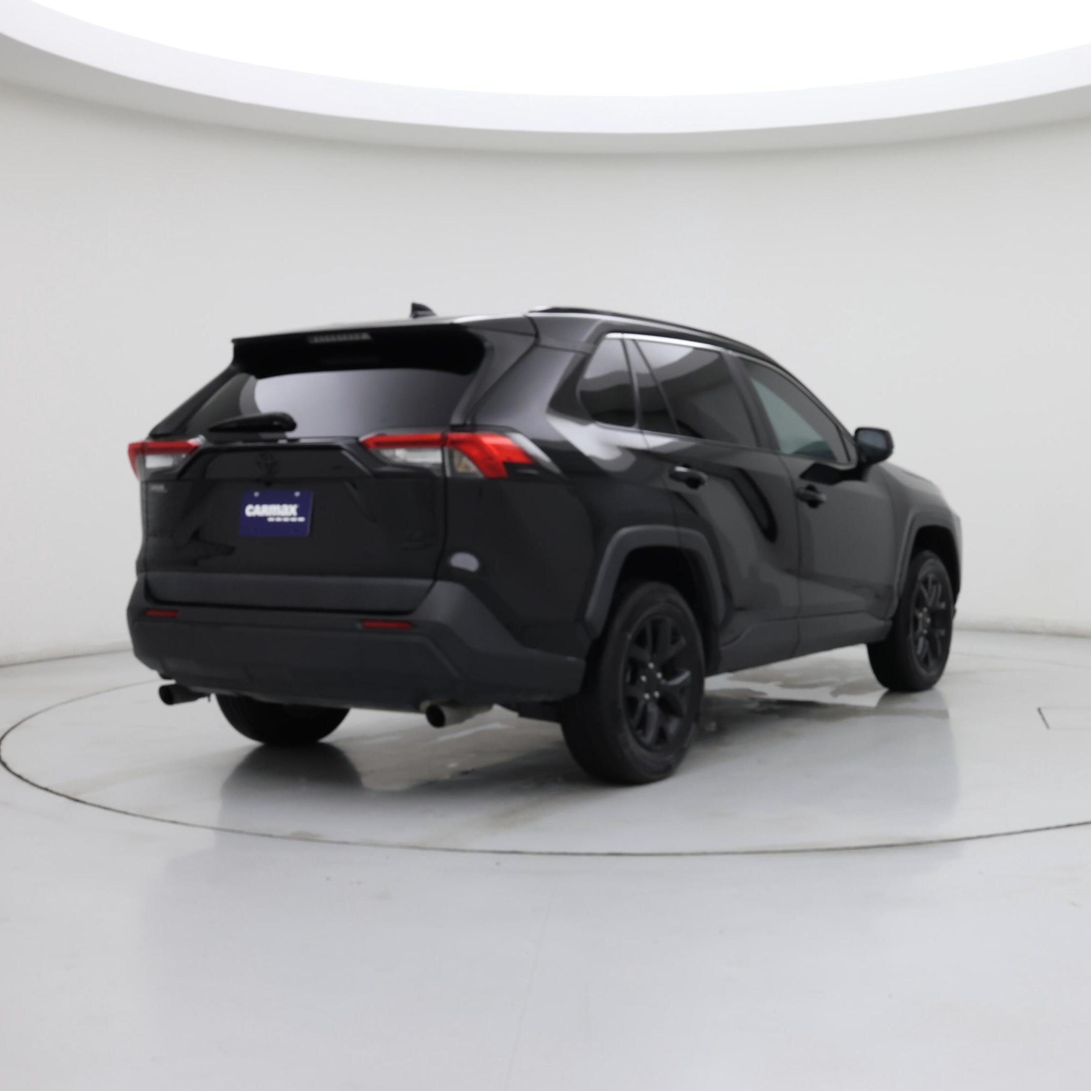 Thumbnail: 2021 Toyota RAV4 - 8